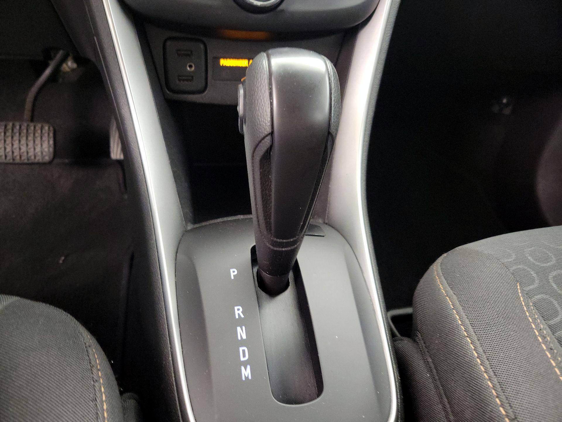 Thumbnail: 2020 Chevrolet Trax - 17