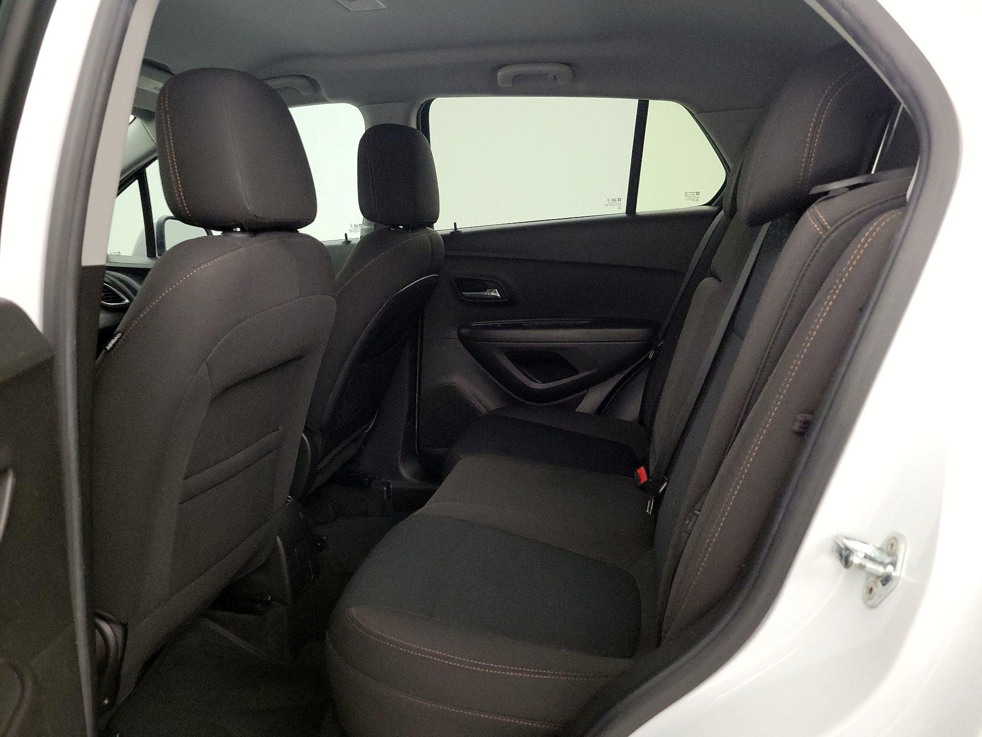 Thumbnail: 2020 Chevrolet Trax - 18