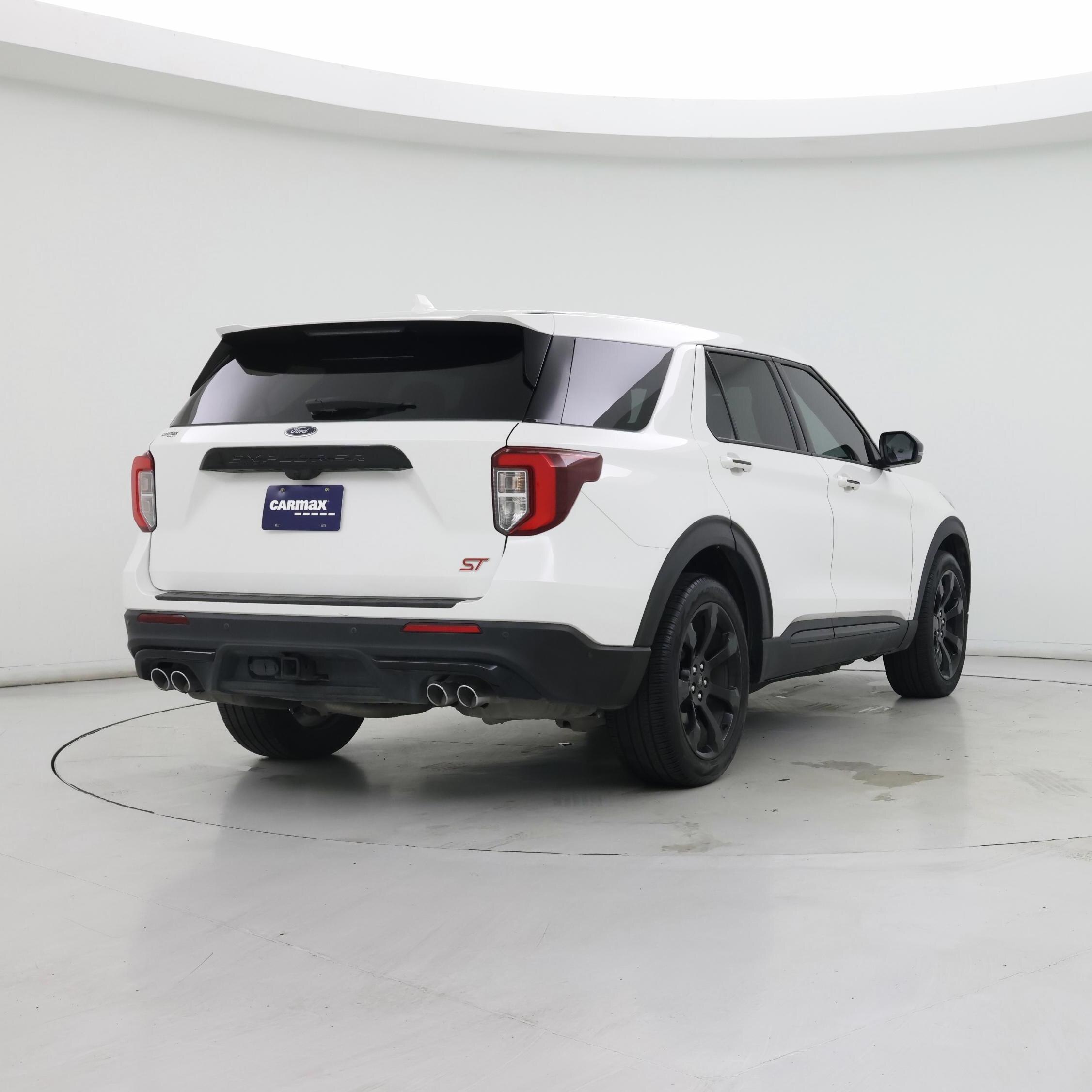 Thumbnail: 2021 Ford Explorer - 8