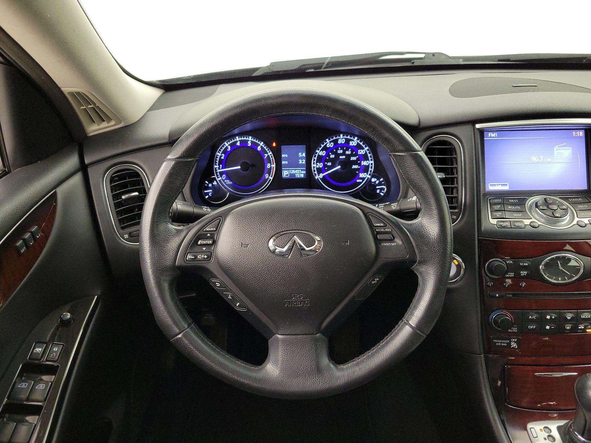 Thumbnail: 2016 INFINITI QX50 - 10