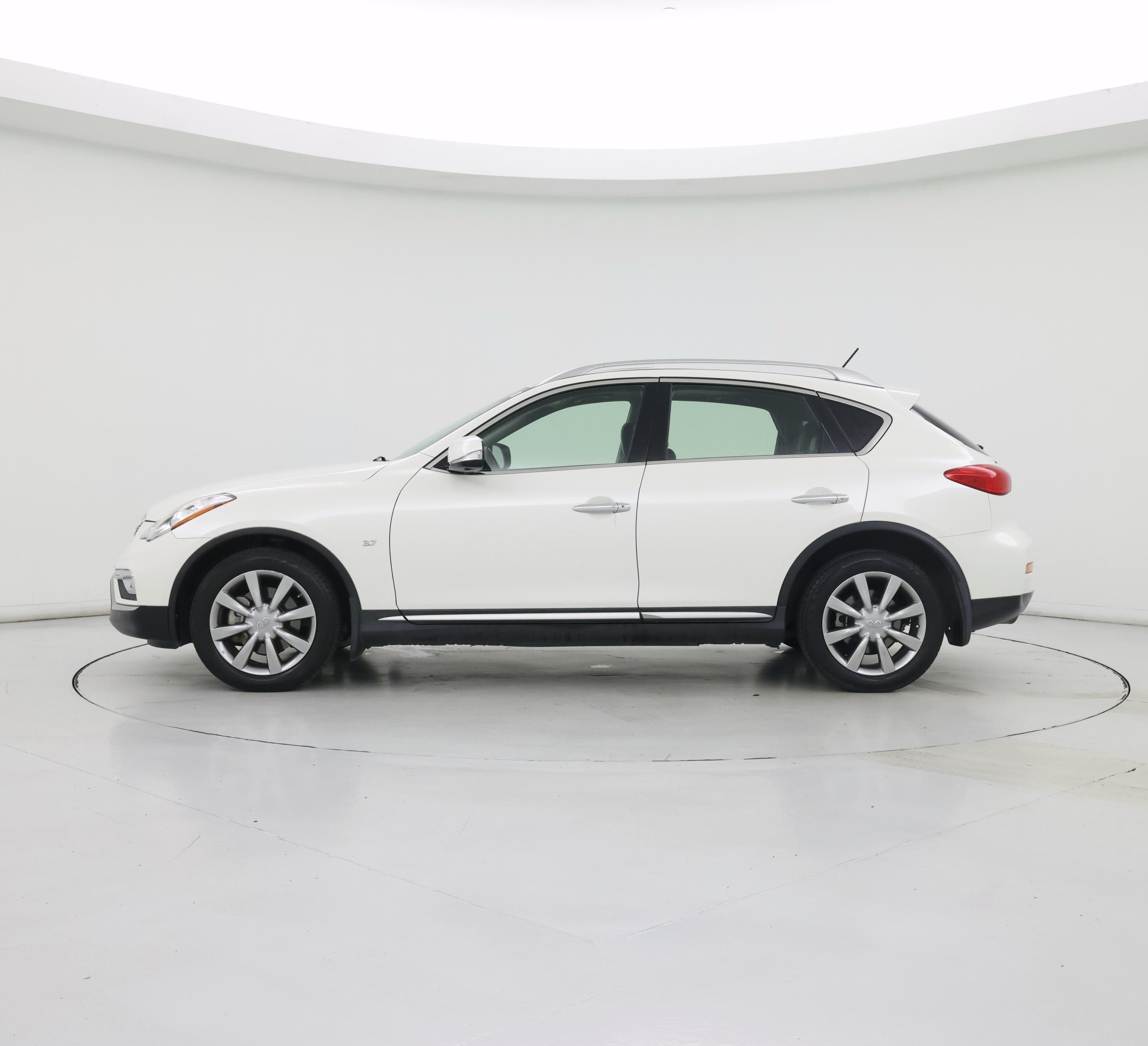 Thumbnail: 2016 INFINITI QX50 - 3