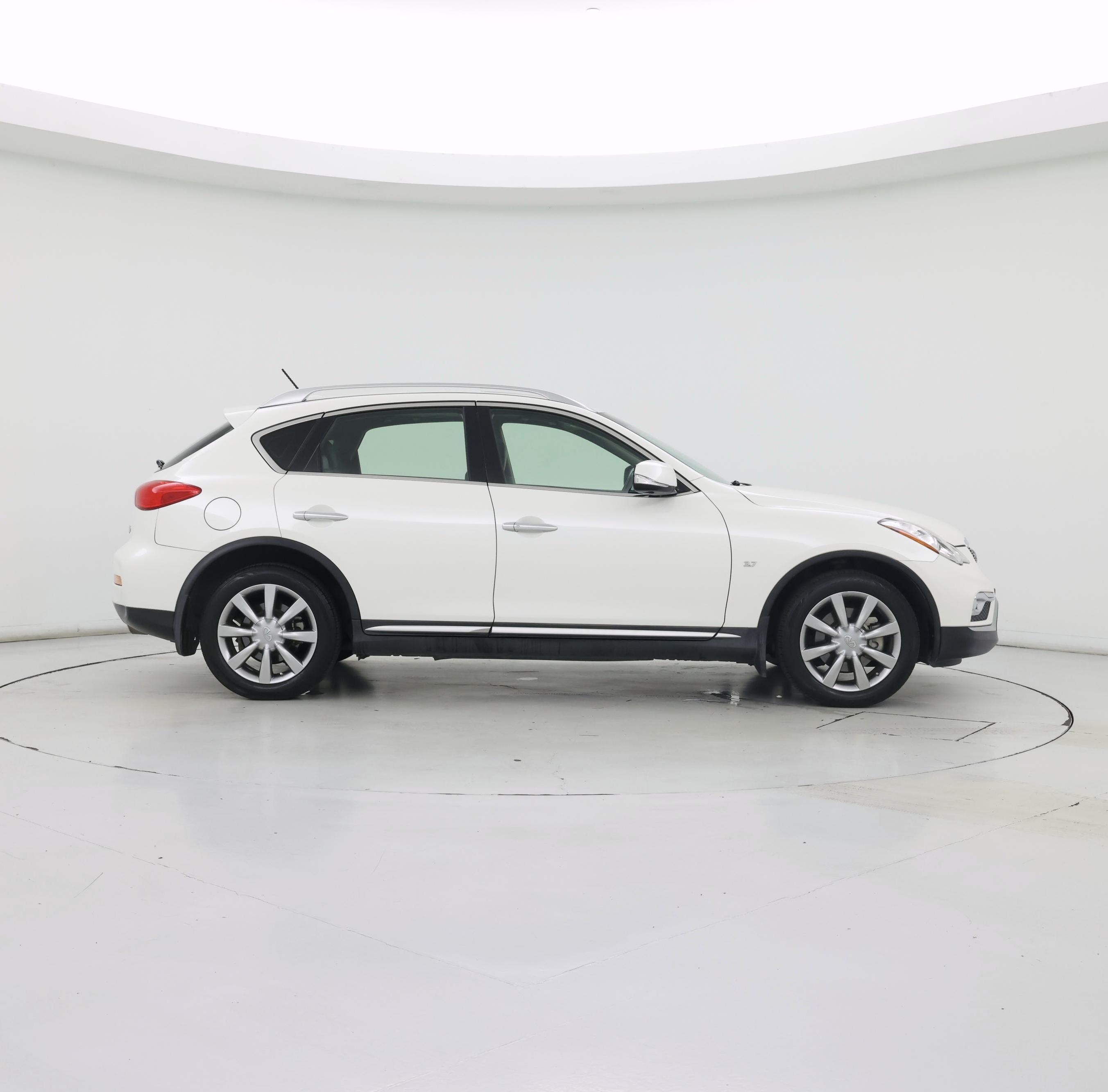 Thumbnail: 2016 INFINITI QX50 - 7