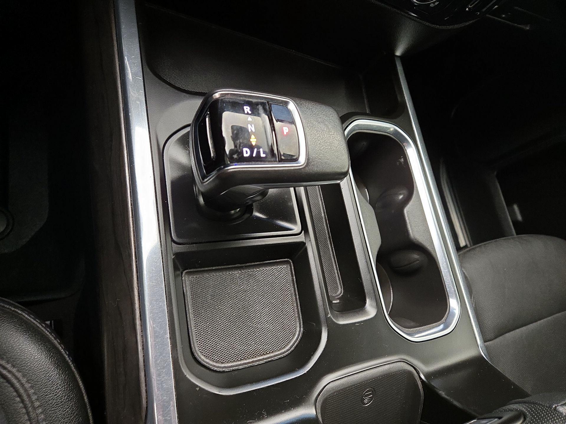 Thumbnail: 2022 Chevrolet Silverado 1500 - 18
