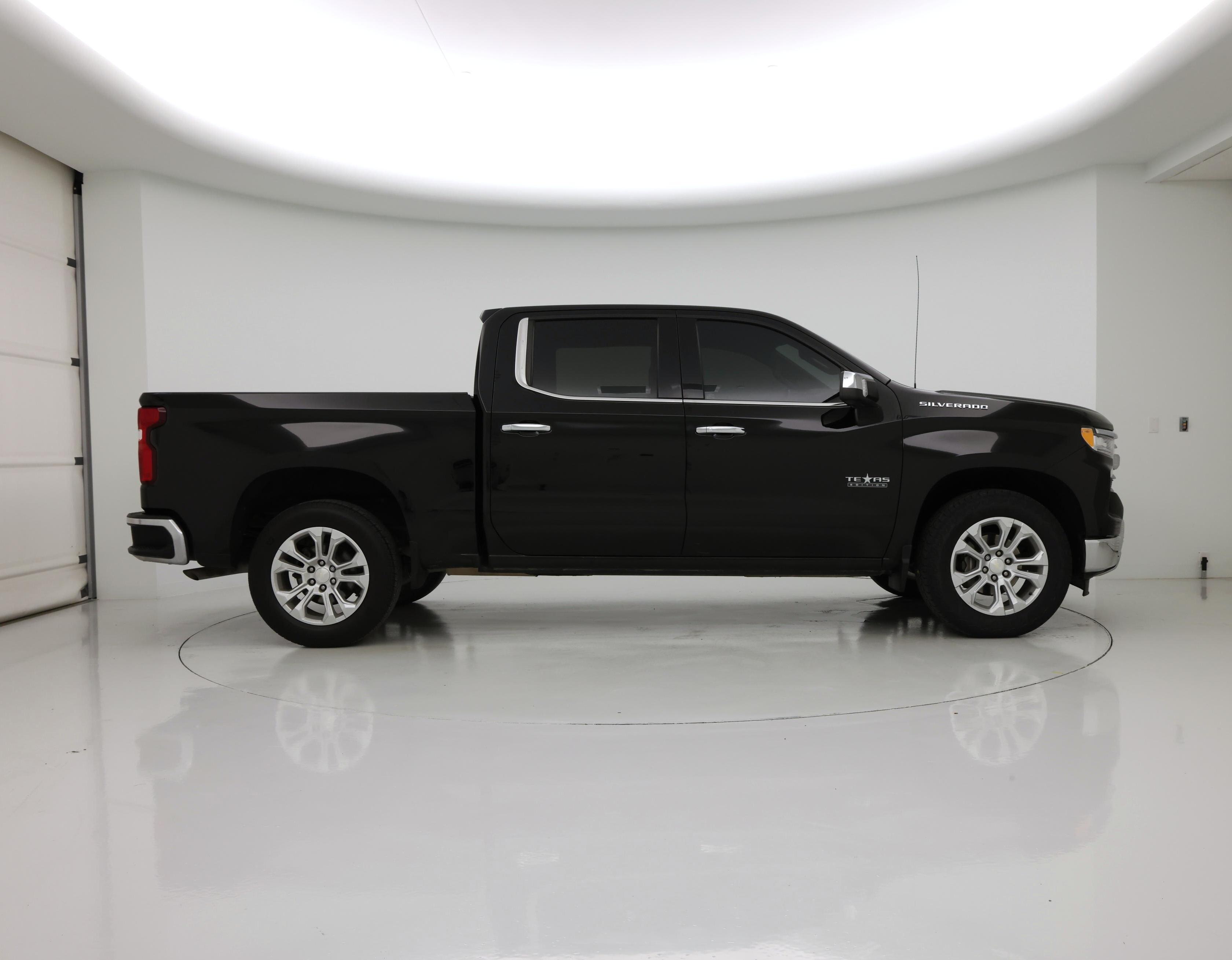 Thumbnail: 2022 Chevrolet Silverado 1500 - 7