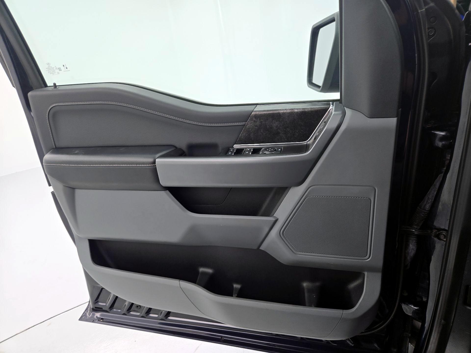 Thumbnail: 2022 Ford F-150 - 10