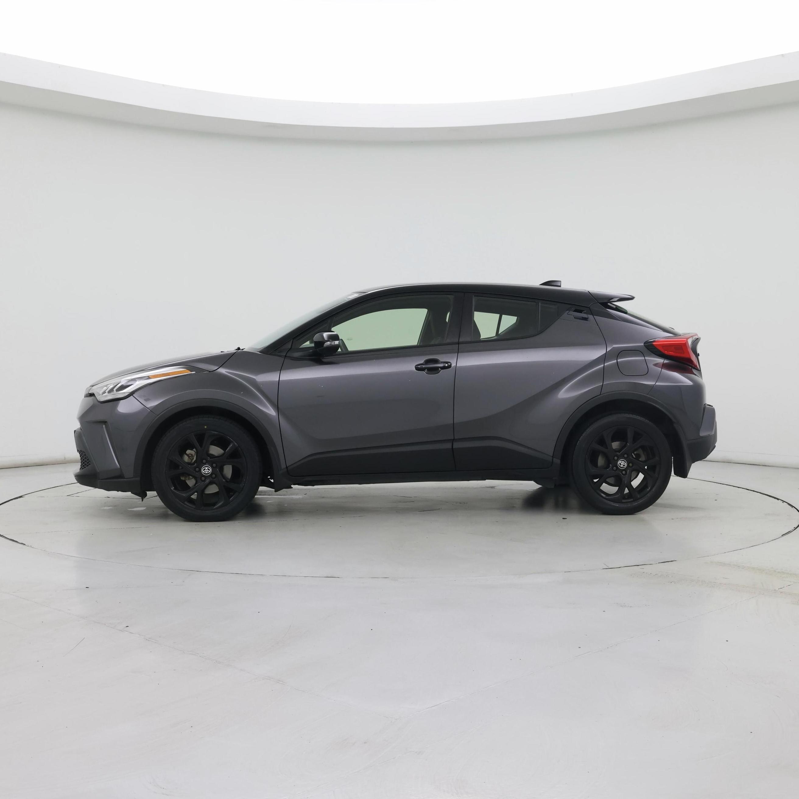 Thumbnail: 2021 Toyota C-HR - 3