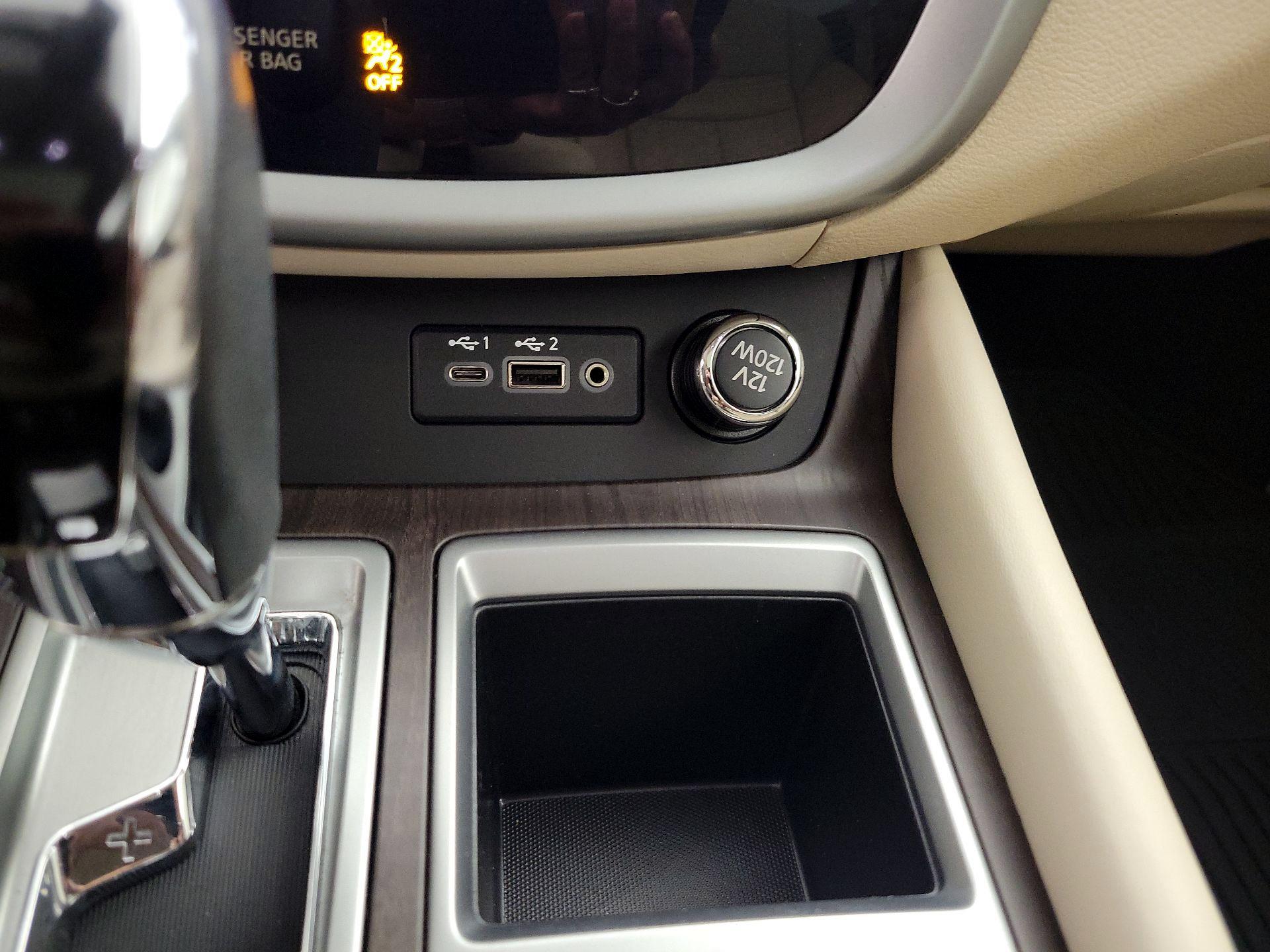 Thumbnail: 2019 Nissan Murano - 19