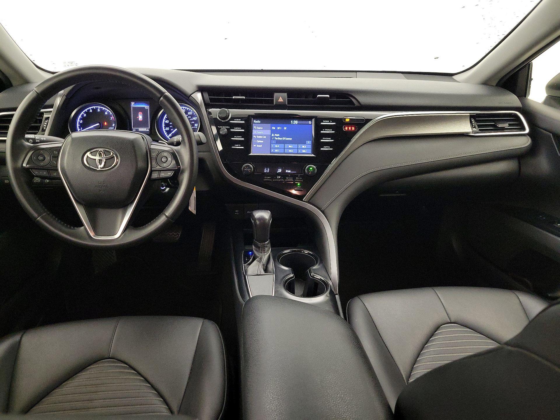 Thumbnail: 2018 Toyota Camry - 9