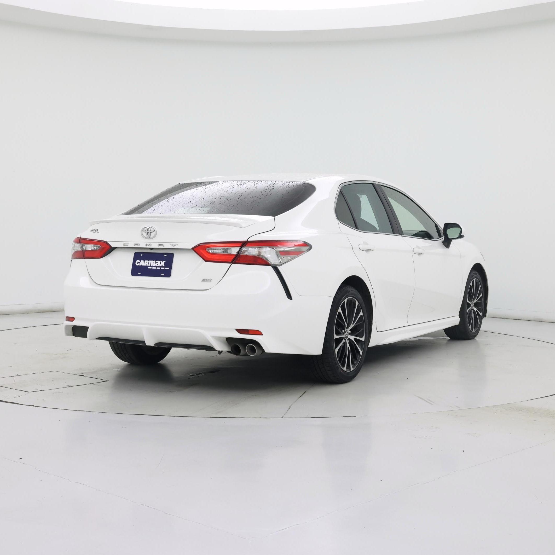 Thumbnail: 2018 Toyota Camry - 8