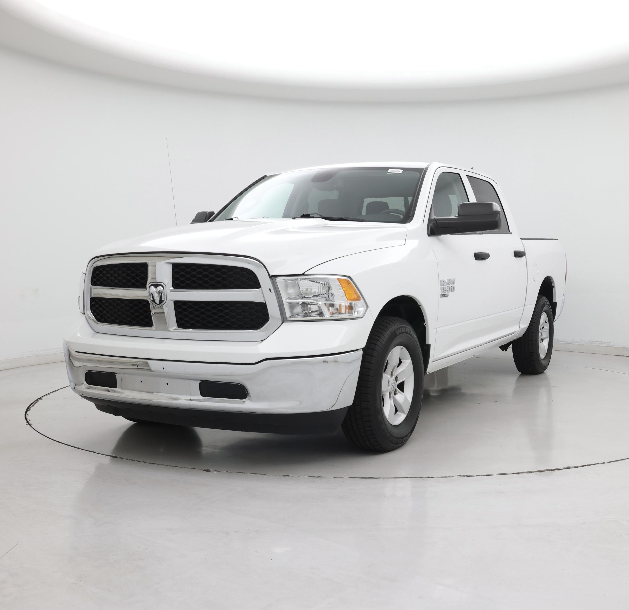 Thumbnail: 2023 RAM 1500 Classic - 4