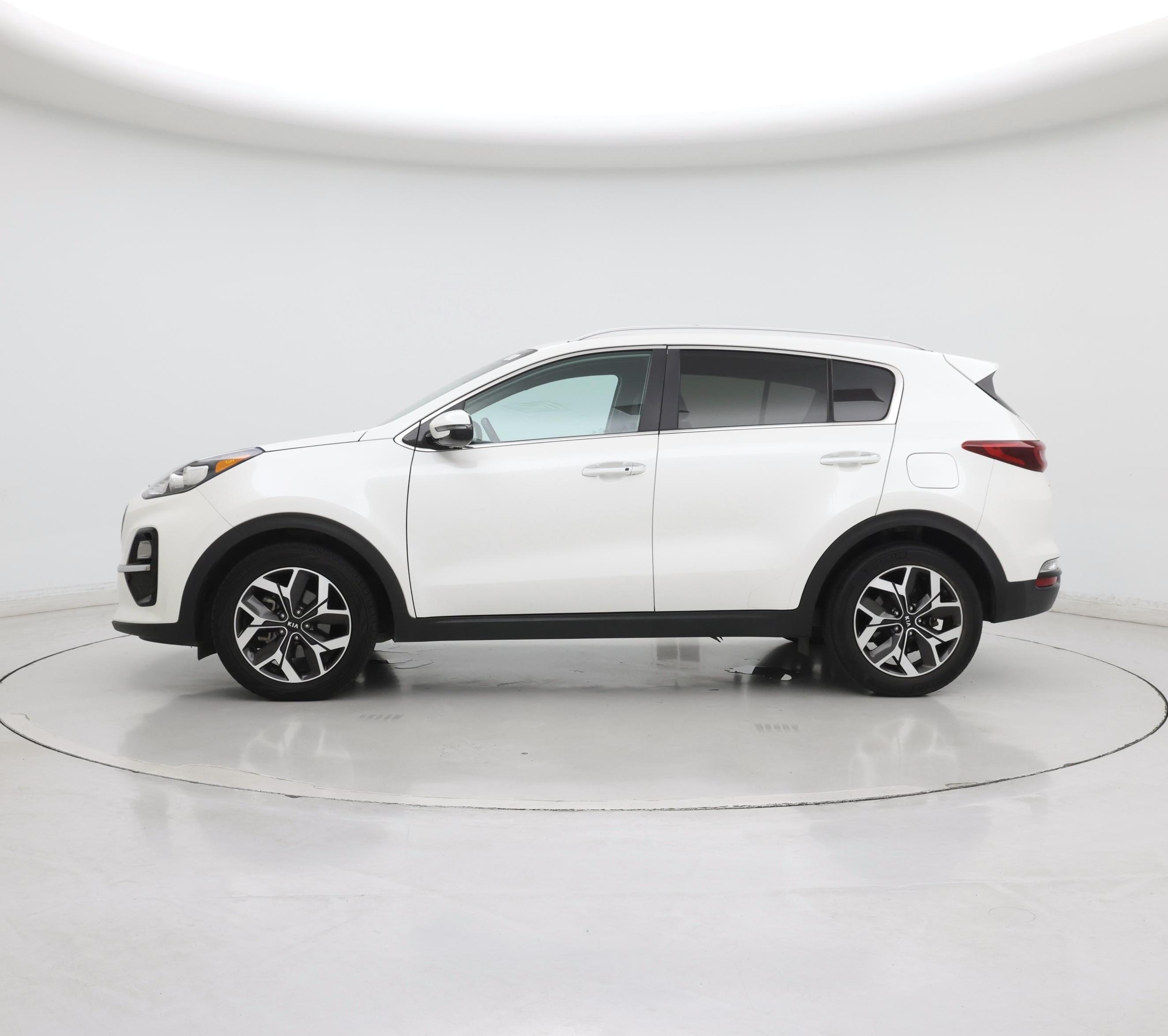 Thumbnail: 2020 Kia Sportage - 3
