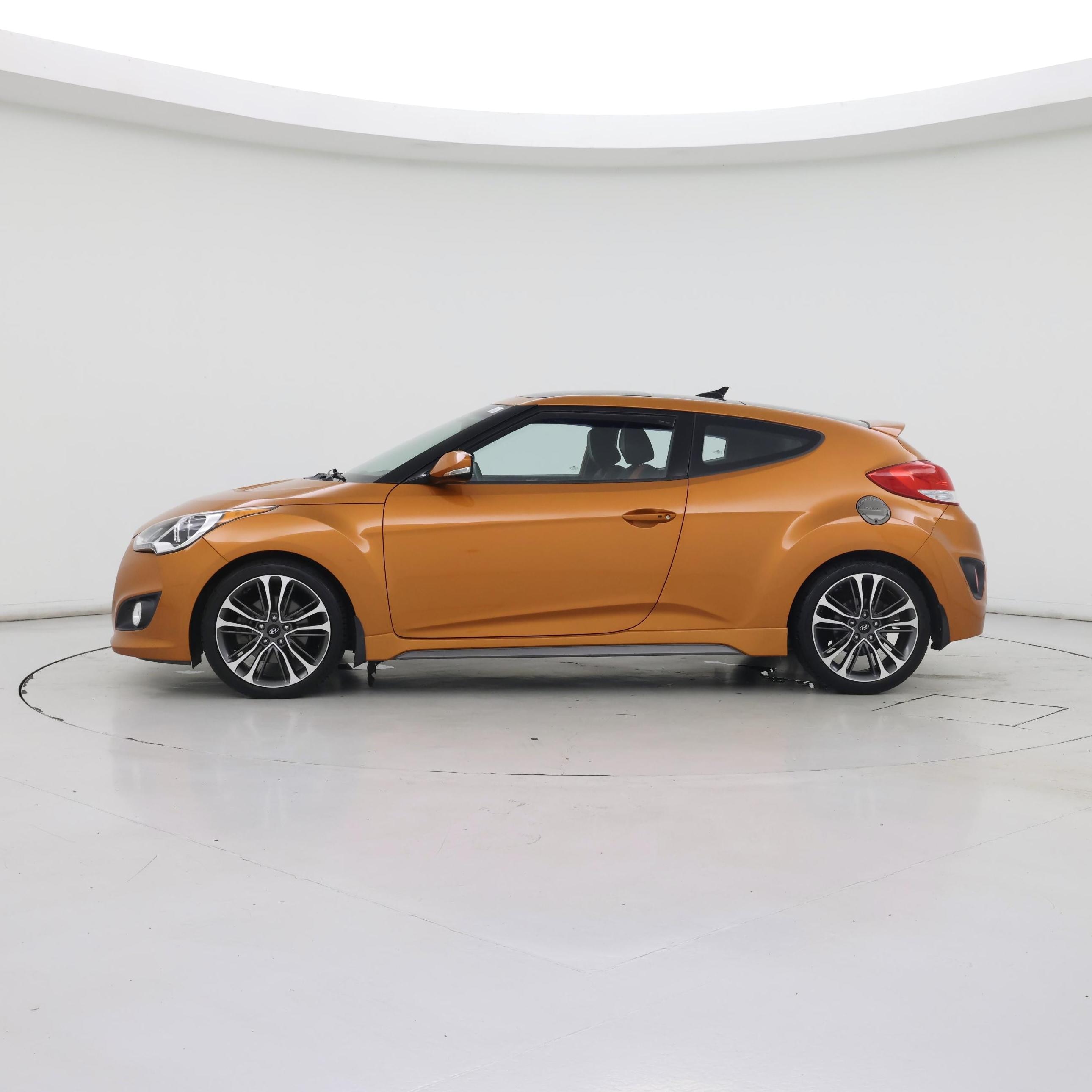 Thumbnail: 2016 Hyundai Veloster - 3