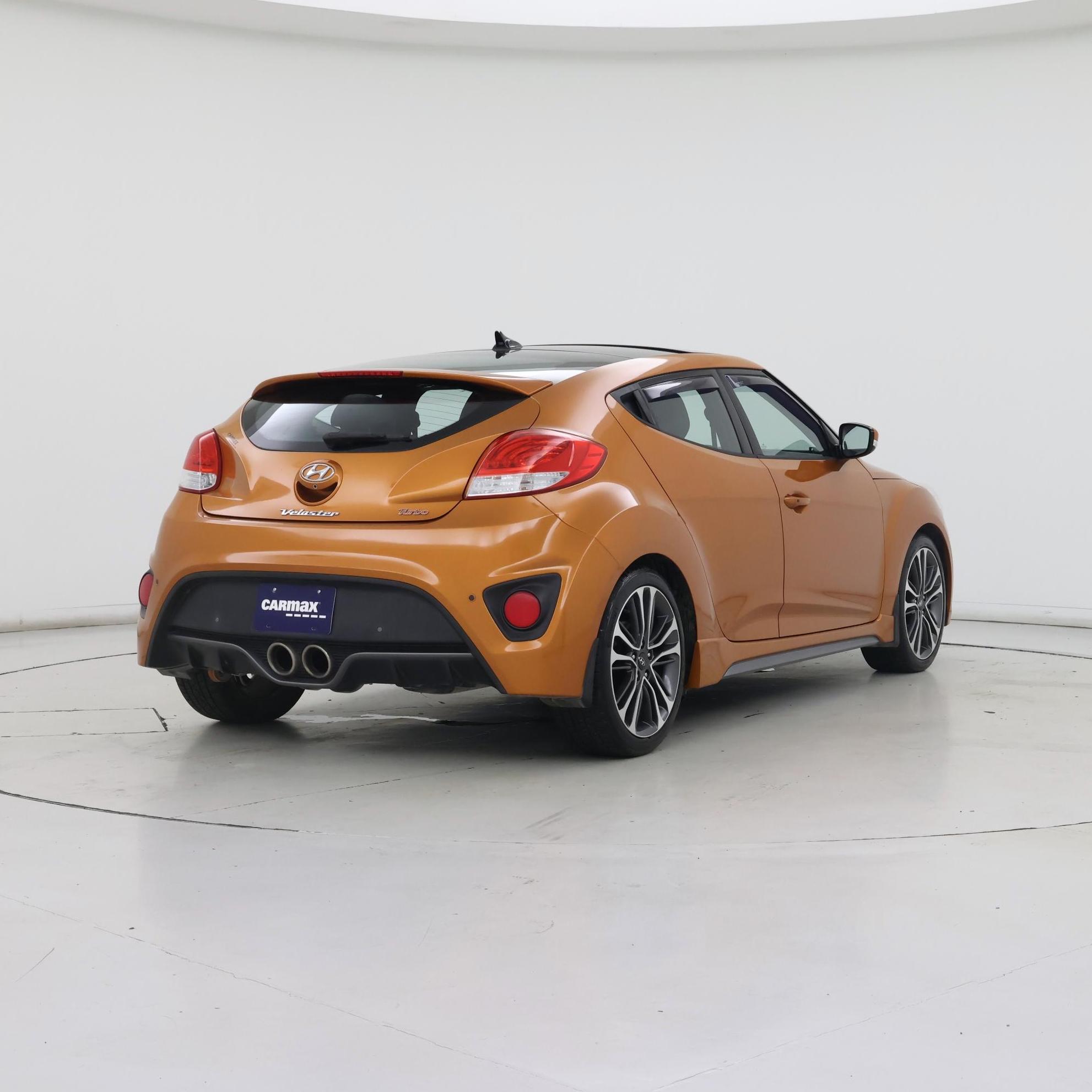 Thumbnail: 2016 Hyundai Veloster - 8