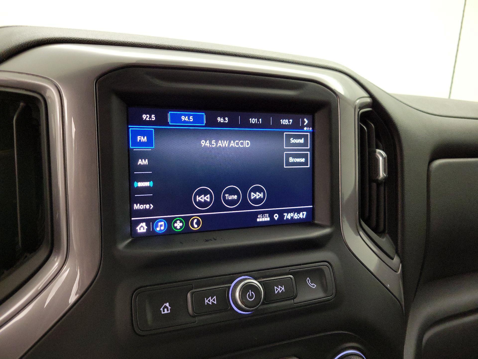 Thumbnail: 2021 Chevrolet Silverado 1500 - 15