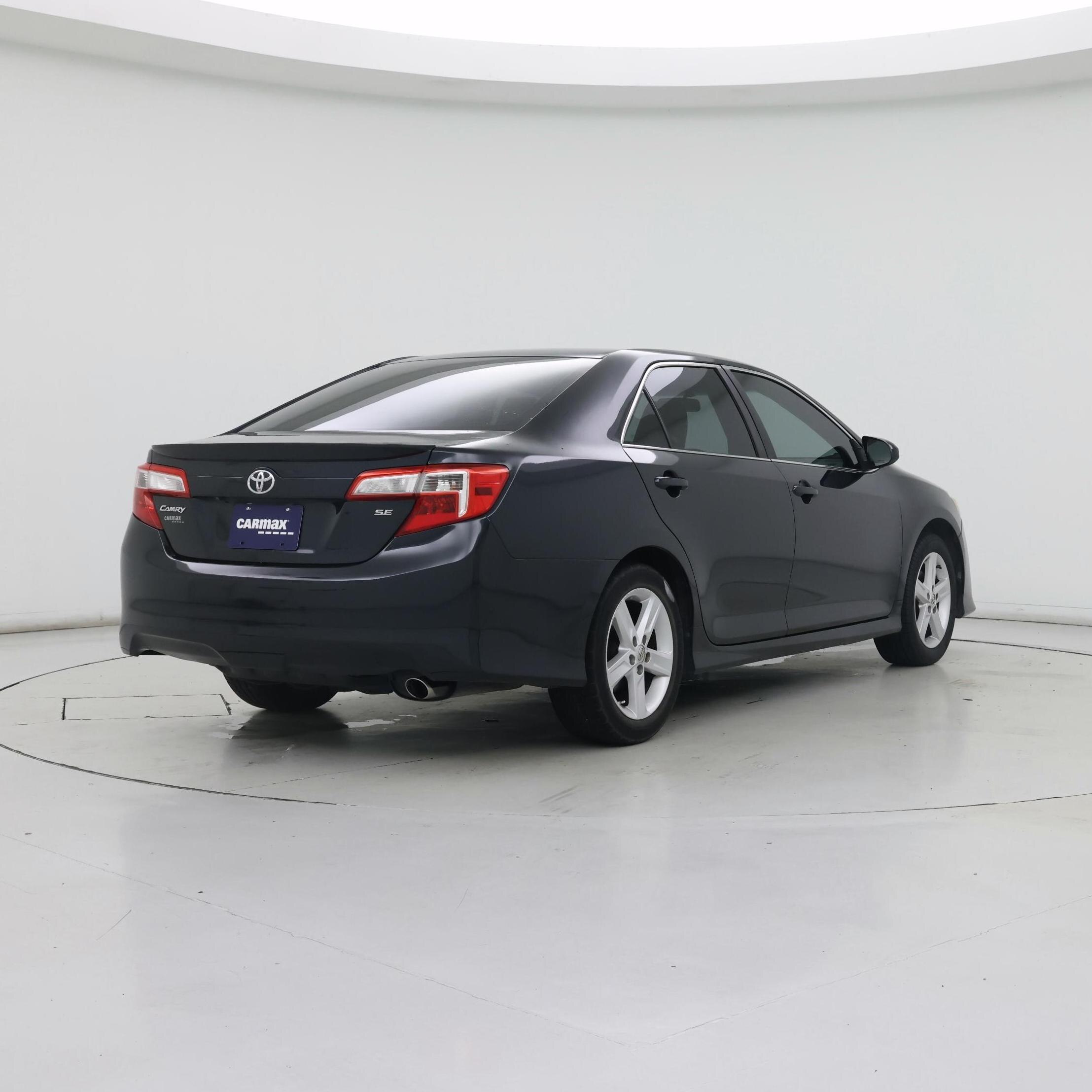 Thumbnail: 2014 Toyota Camry - 8