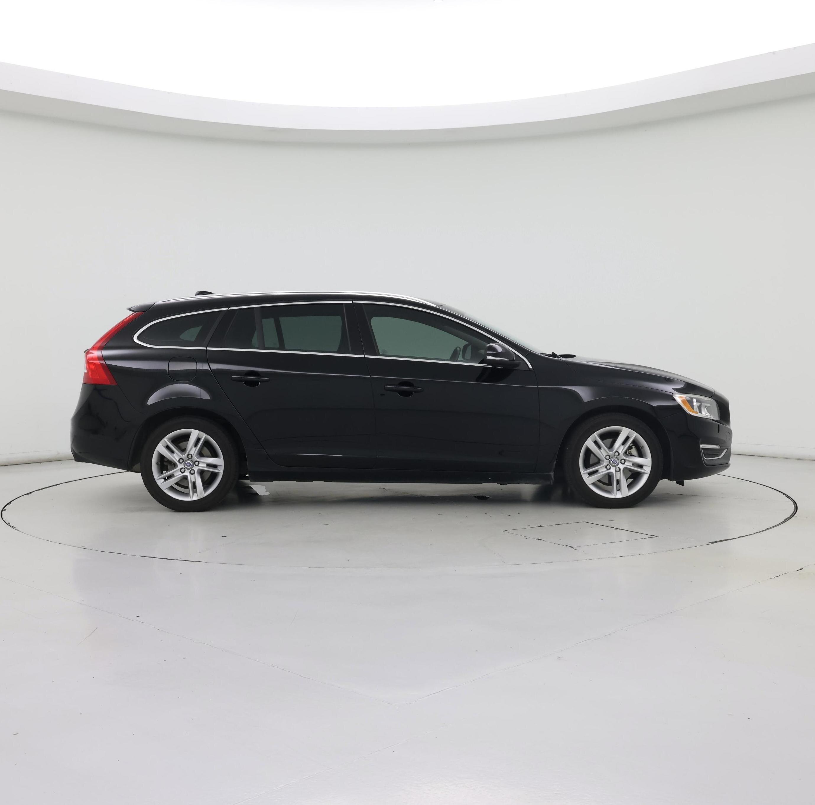 Thumbnail: 2015 Volvo V60 - 7