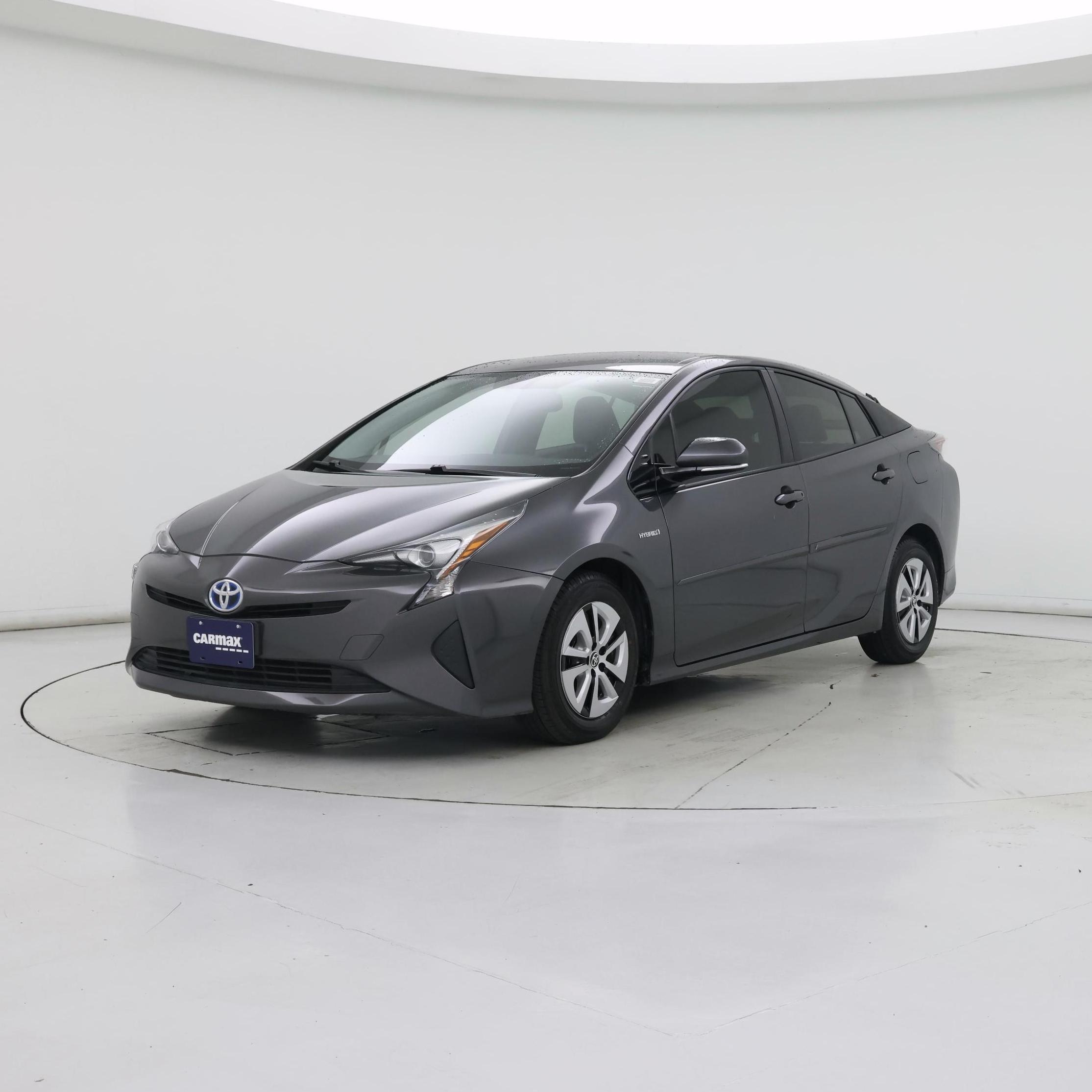 Thumbnail: 2016 Toyota Prius - 4