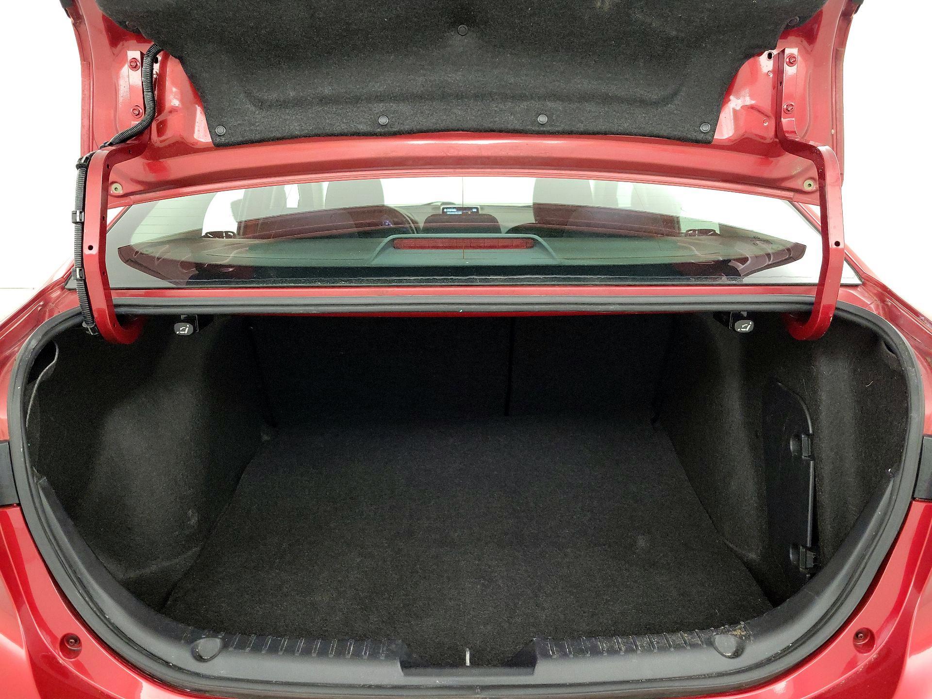 Thumbnail: 2015 Mazda Mazda3 - 18