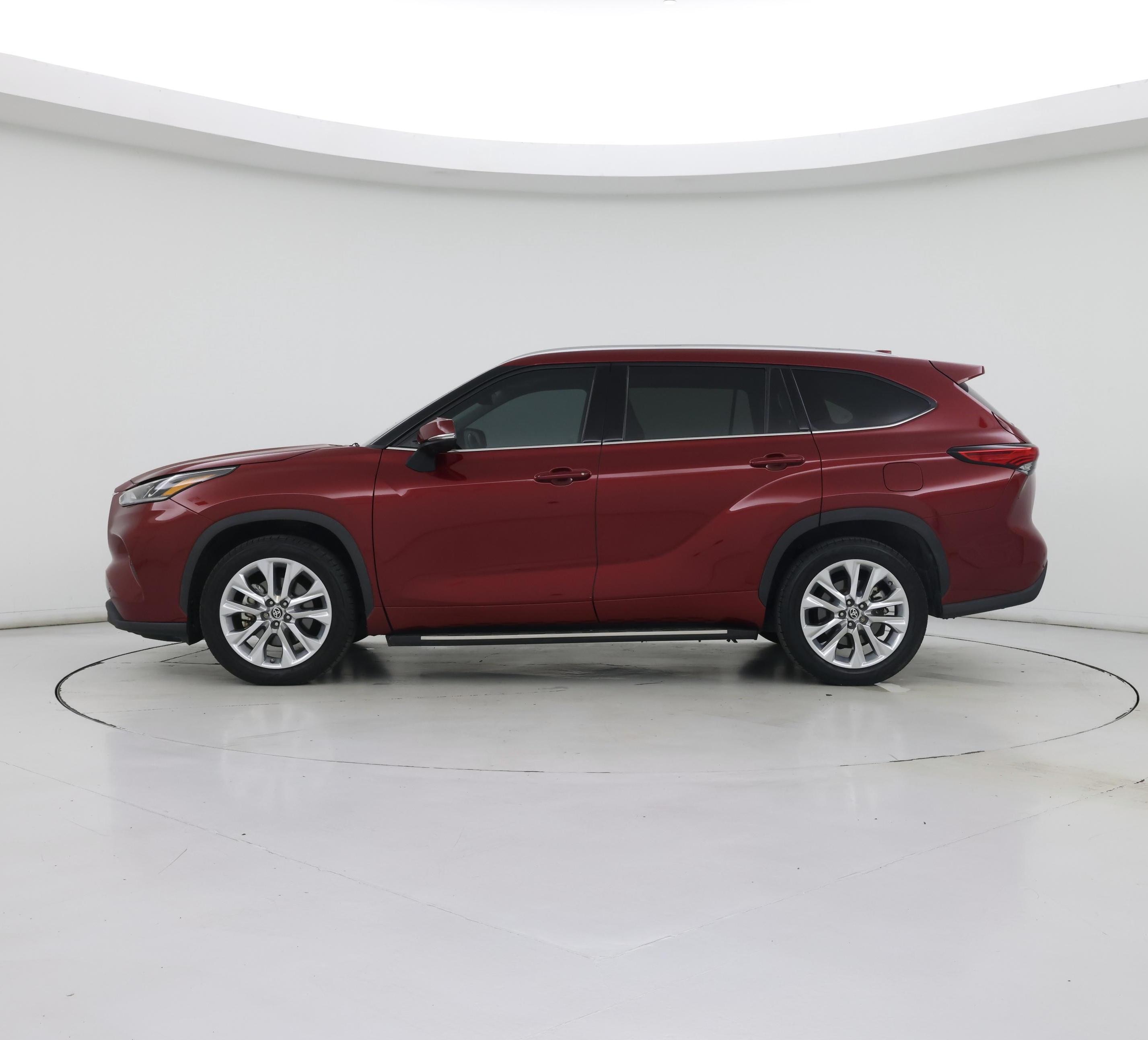 Thumbnail: 2022 Toyota Highlander - 3
