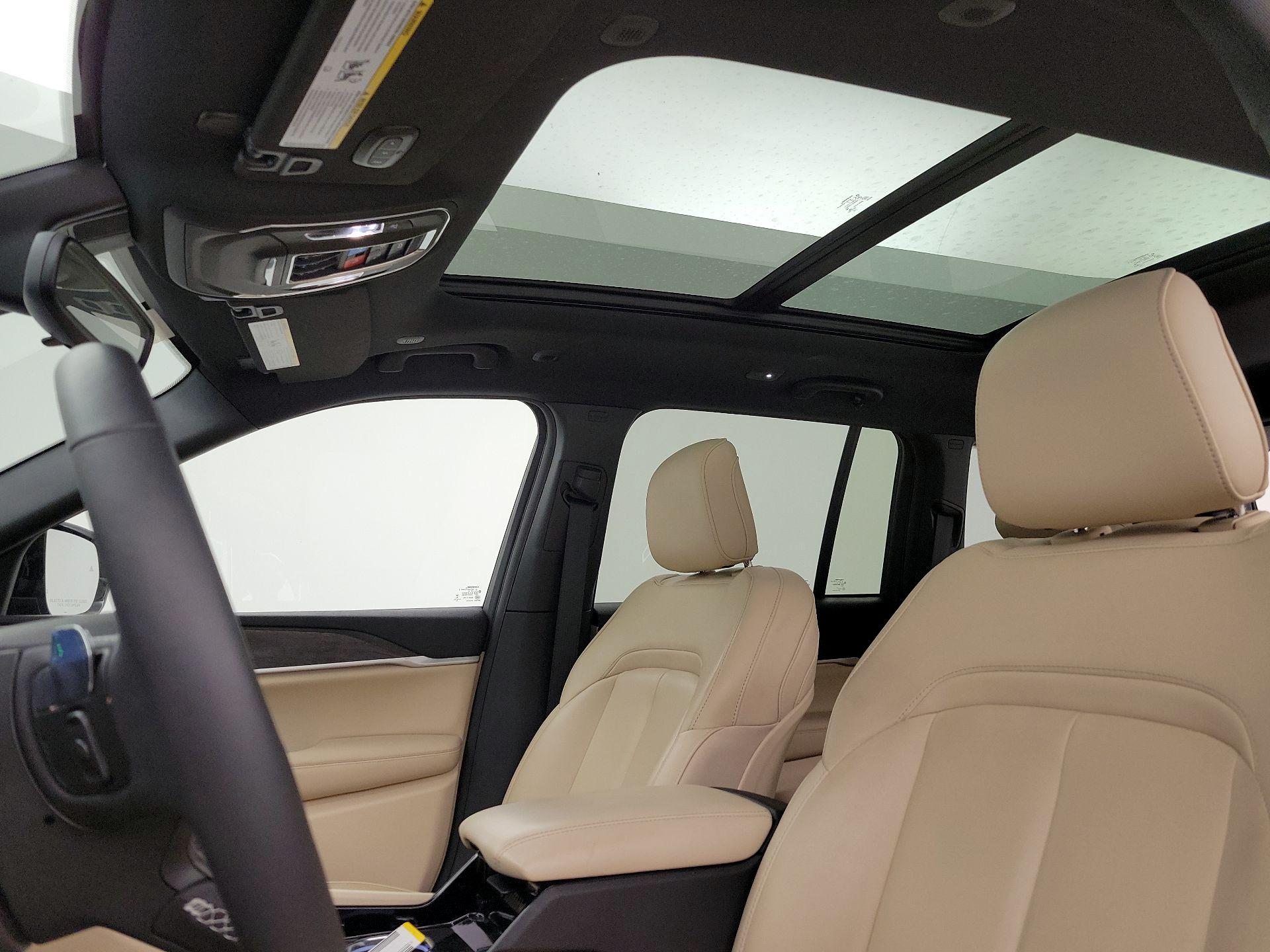 Thumbnail: 2022 Jeep Grand Cherokee - 19