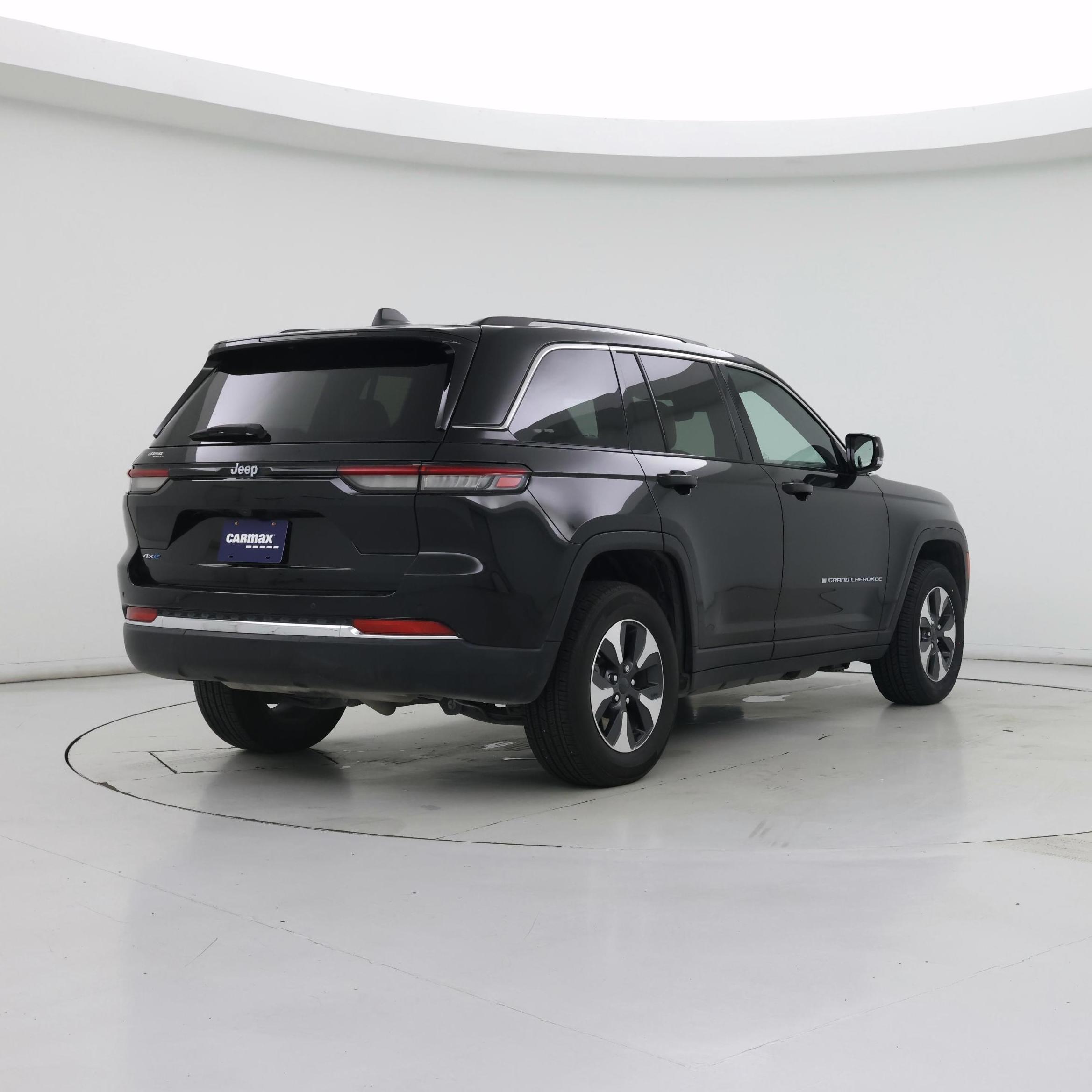Thumbnail: 2022 Jeep Grand Cherokee - 8