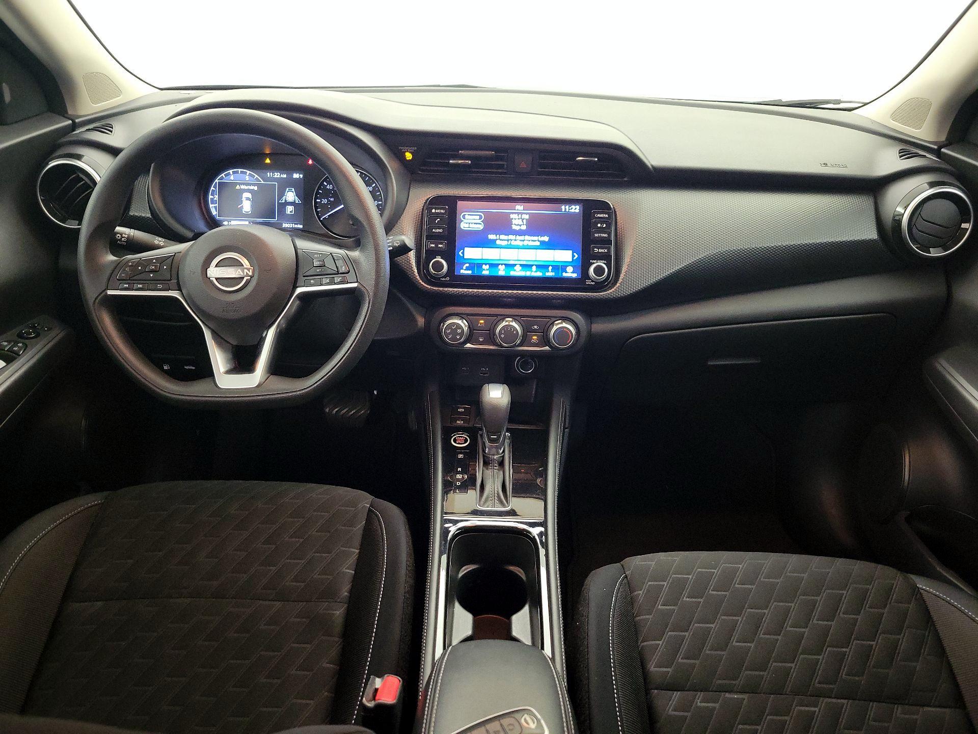 Thumbnail: 2023 Nissan Kicks - 9