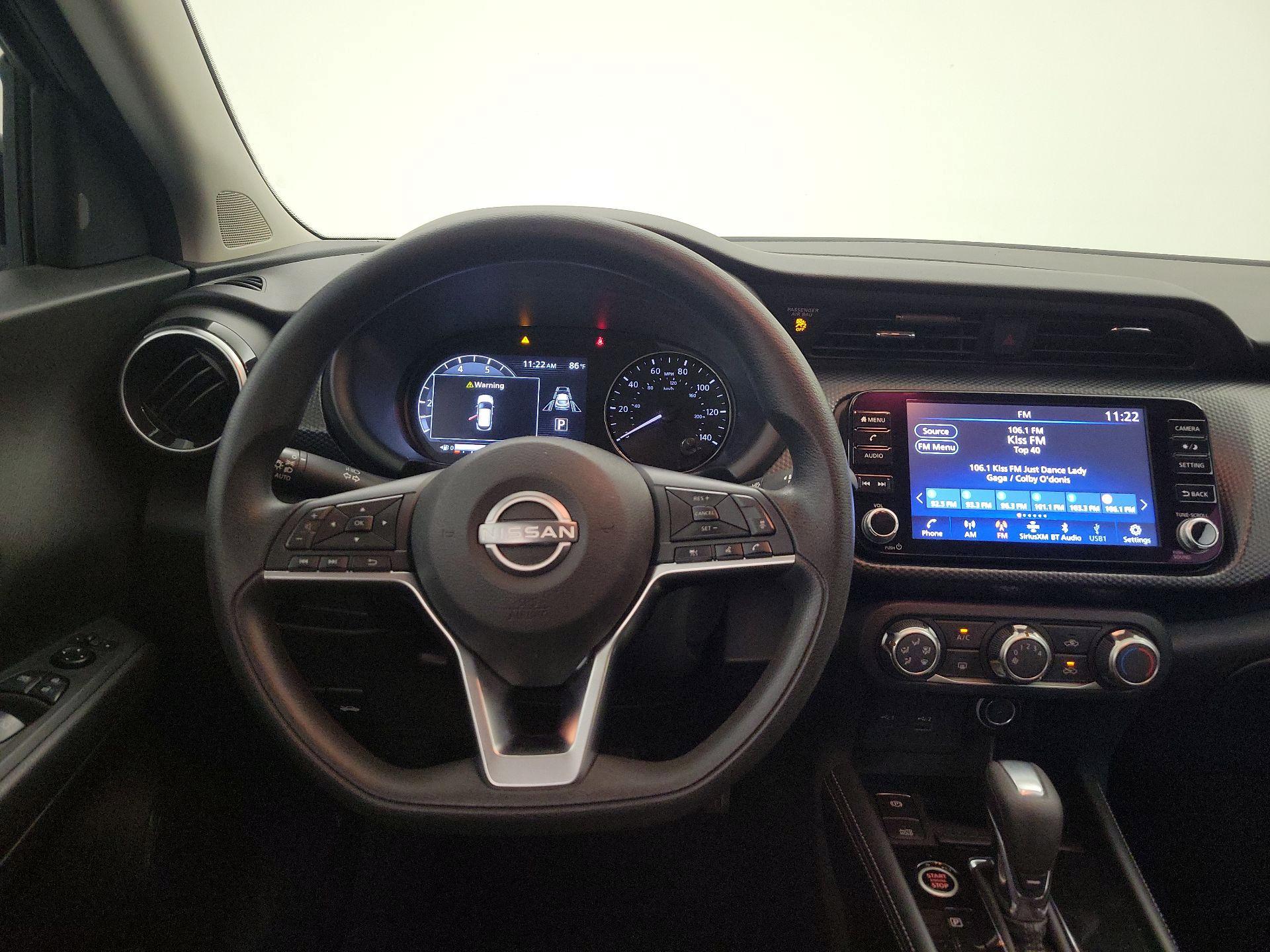 Thumbnail: 2023 Nissan Kicks - 10
