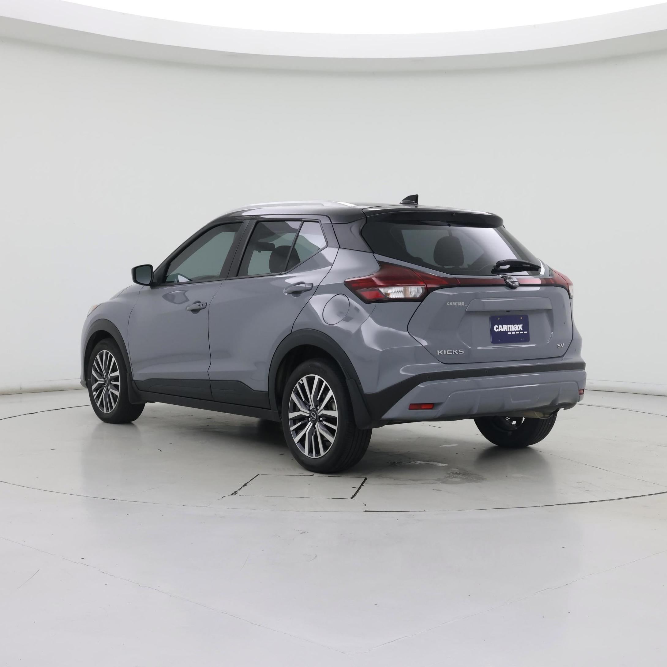 Thumbnail: 2023 Nissan Kicks - 2