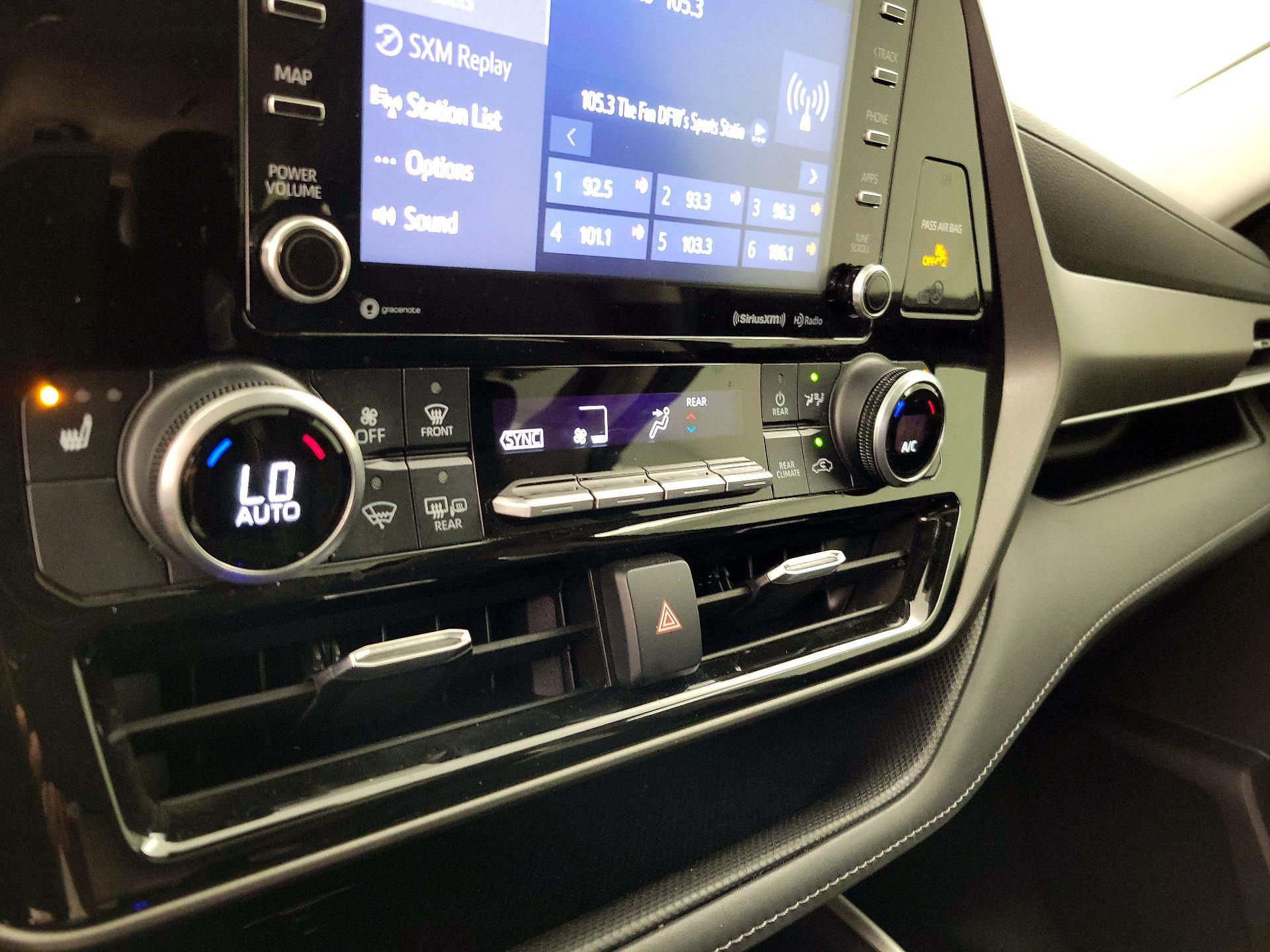 Thumbnail: 2021 Toyota Highlander - 16