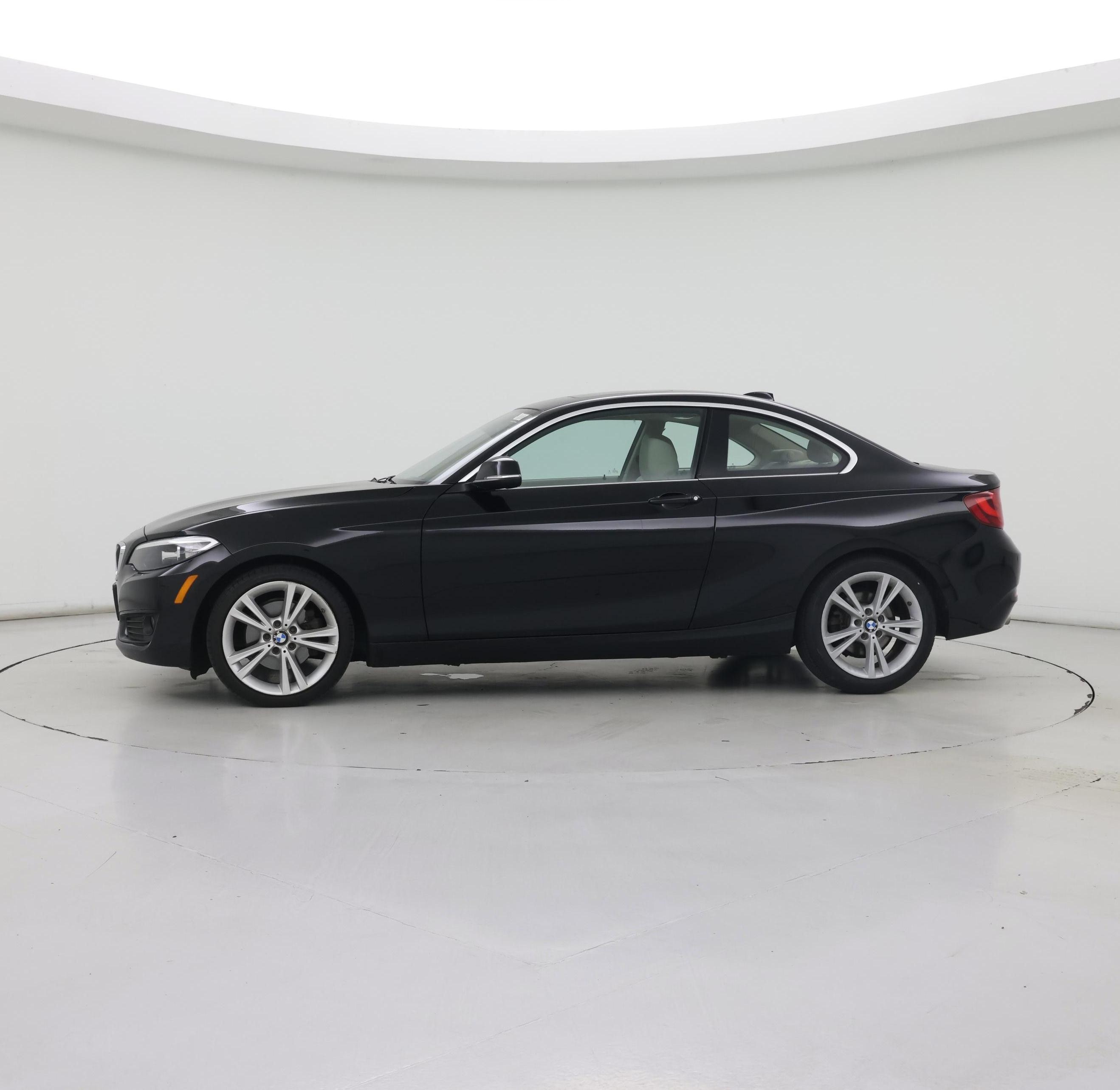 Thumbnail: 2015 BMW 2 Series - 3