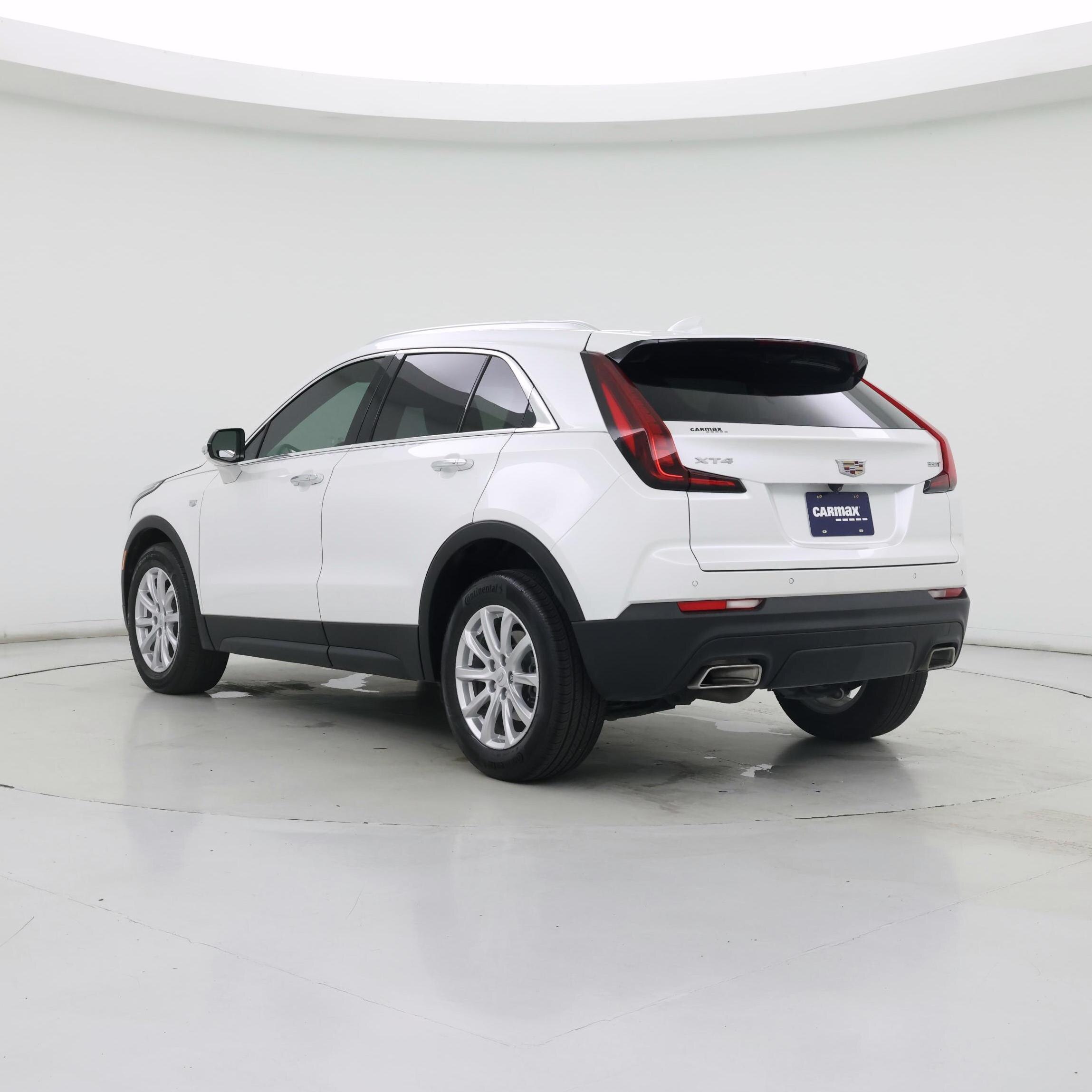 Thumbnail: 2022 Cadillac XT4 - 2