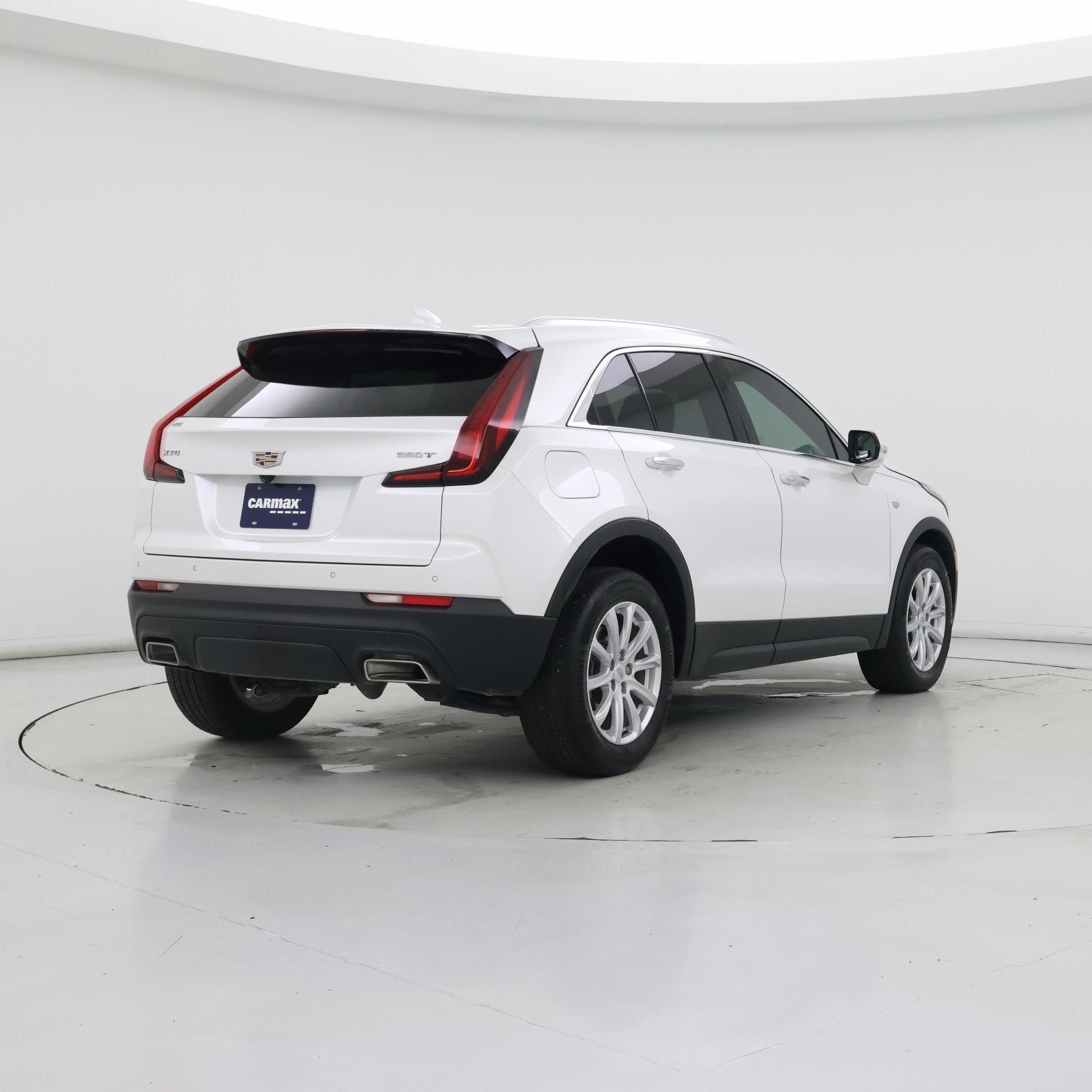 Thumbnail: 2022 Cadillac XT4 - 8