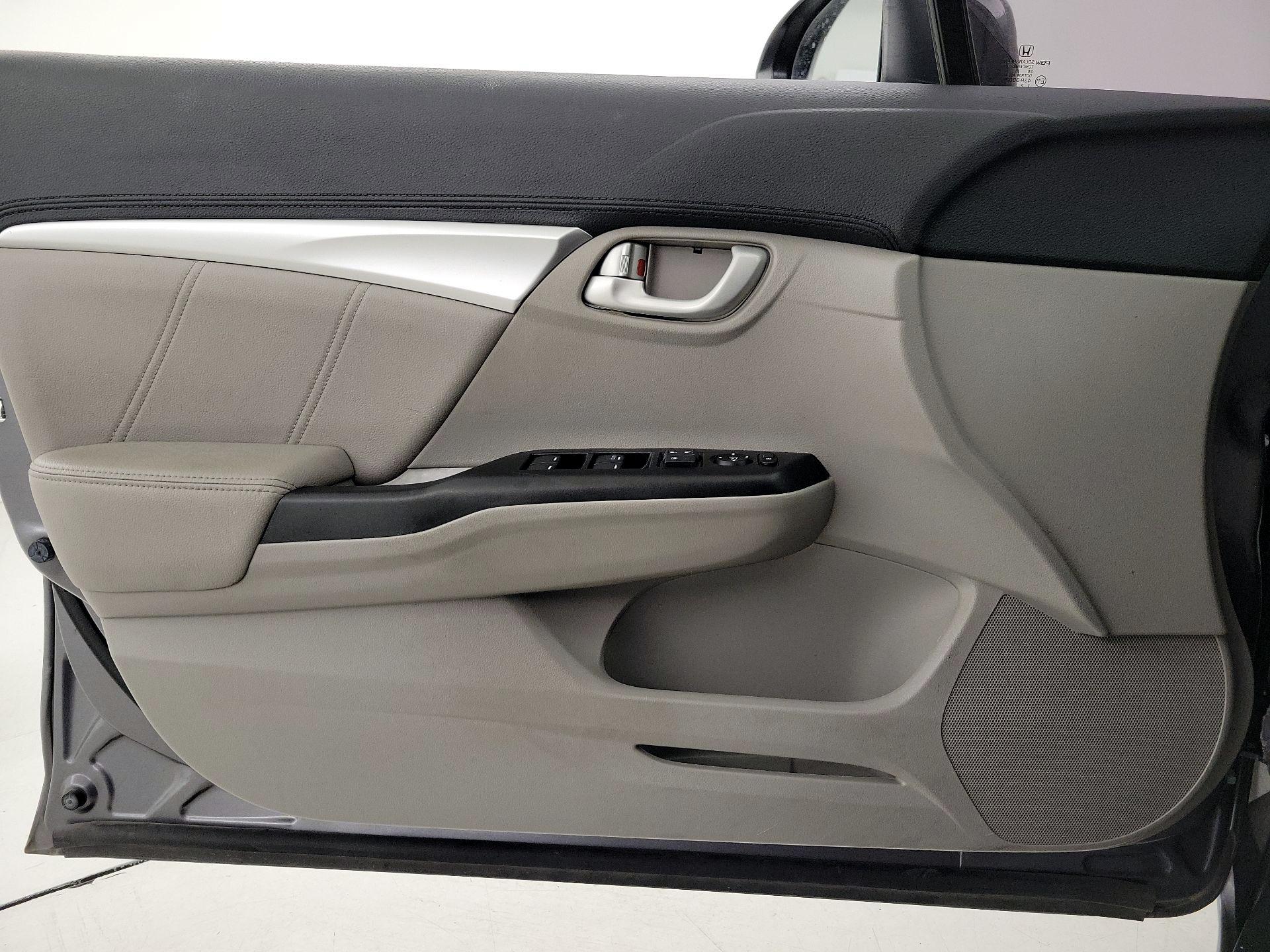 Thumbnail: 2015 Honda Civic - 12