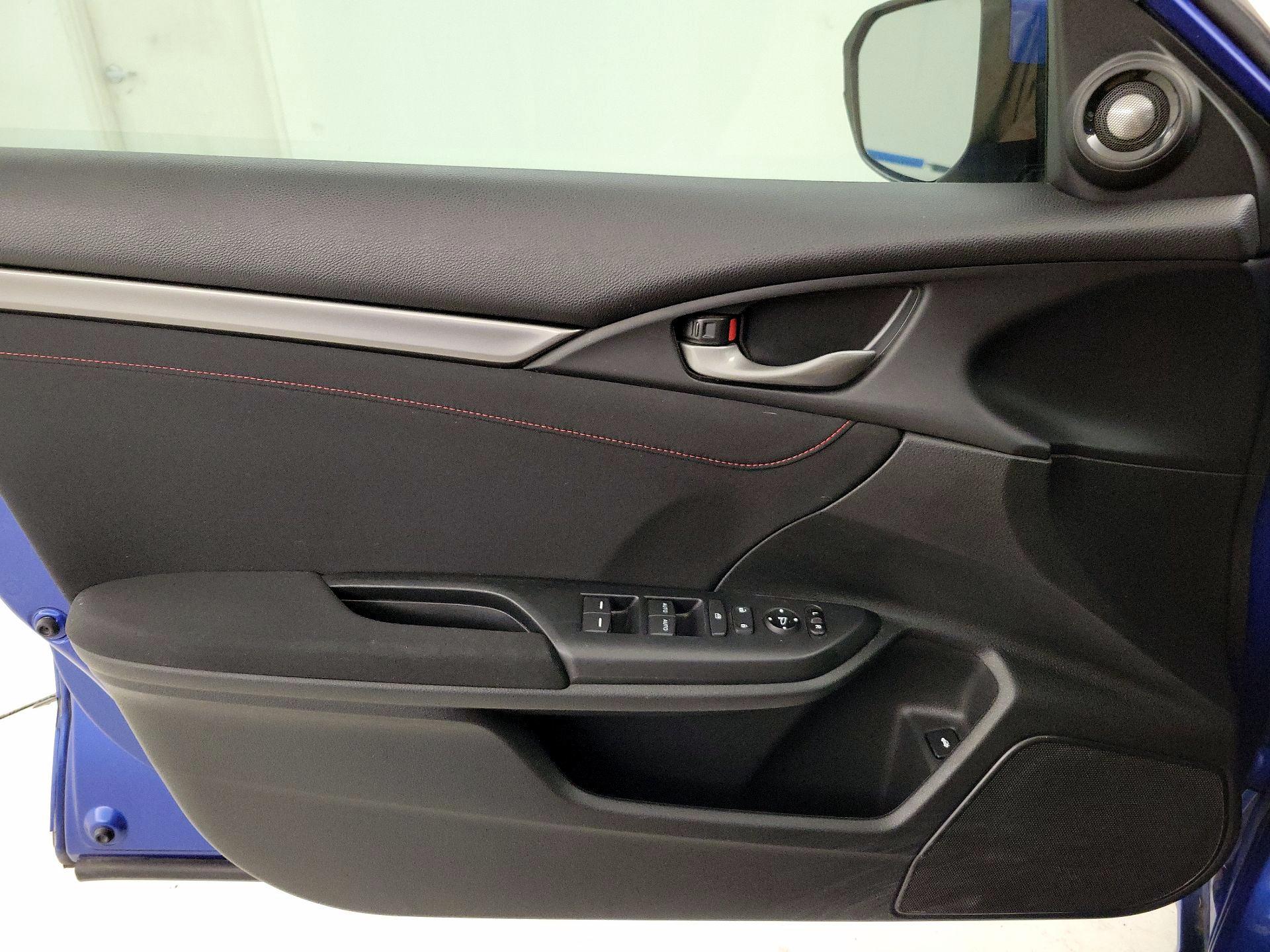 Thumbnail: 2019 Honda Civic - 12