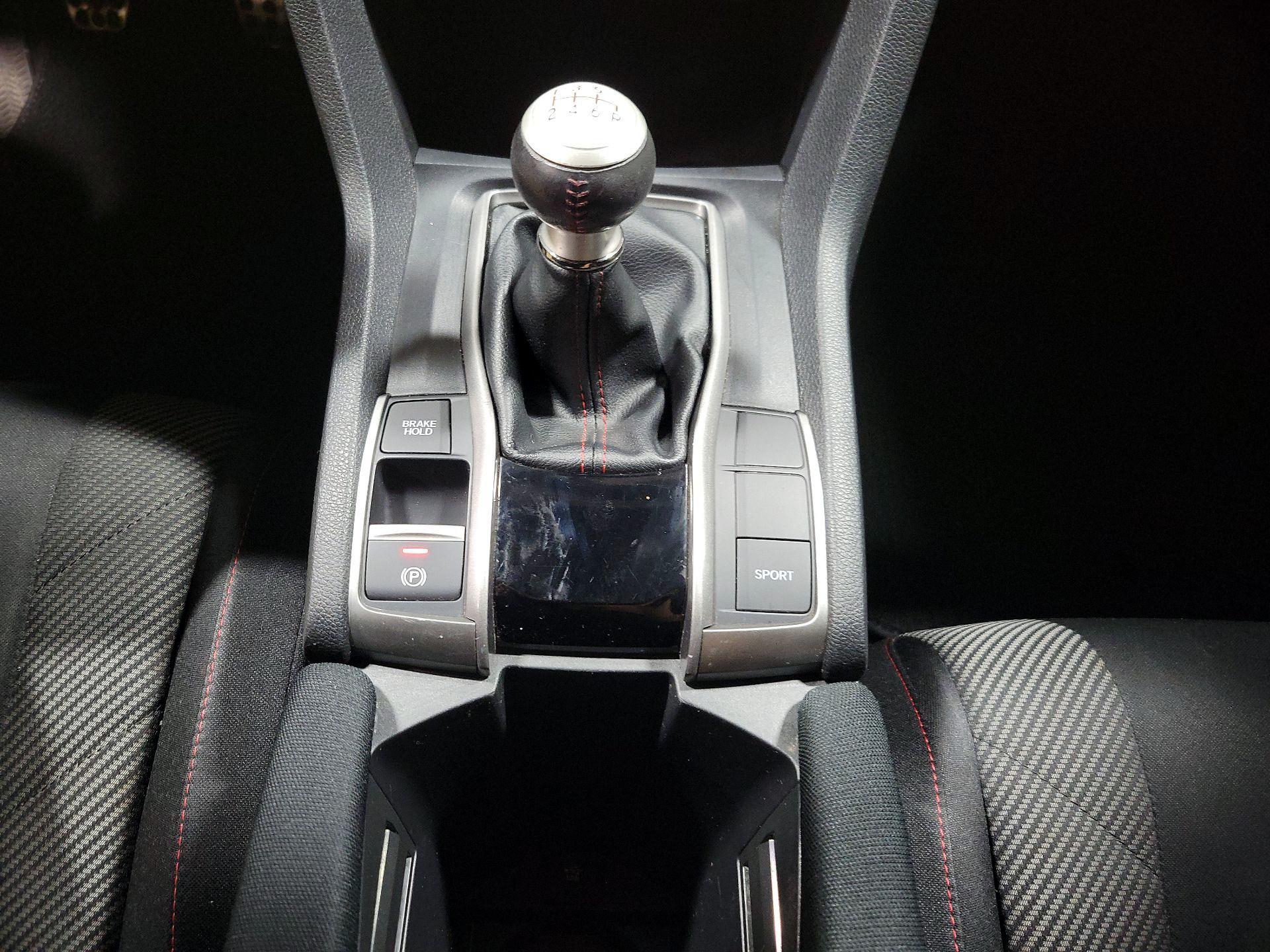 Thumbnail: 2019 Honda Civic - 17