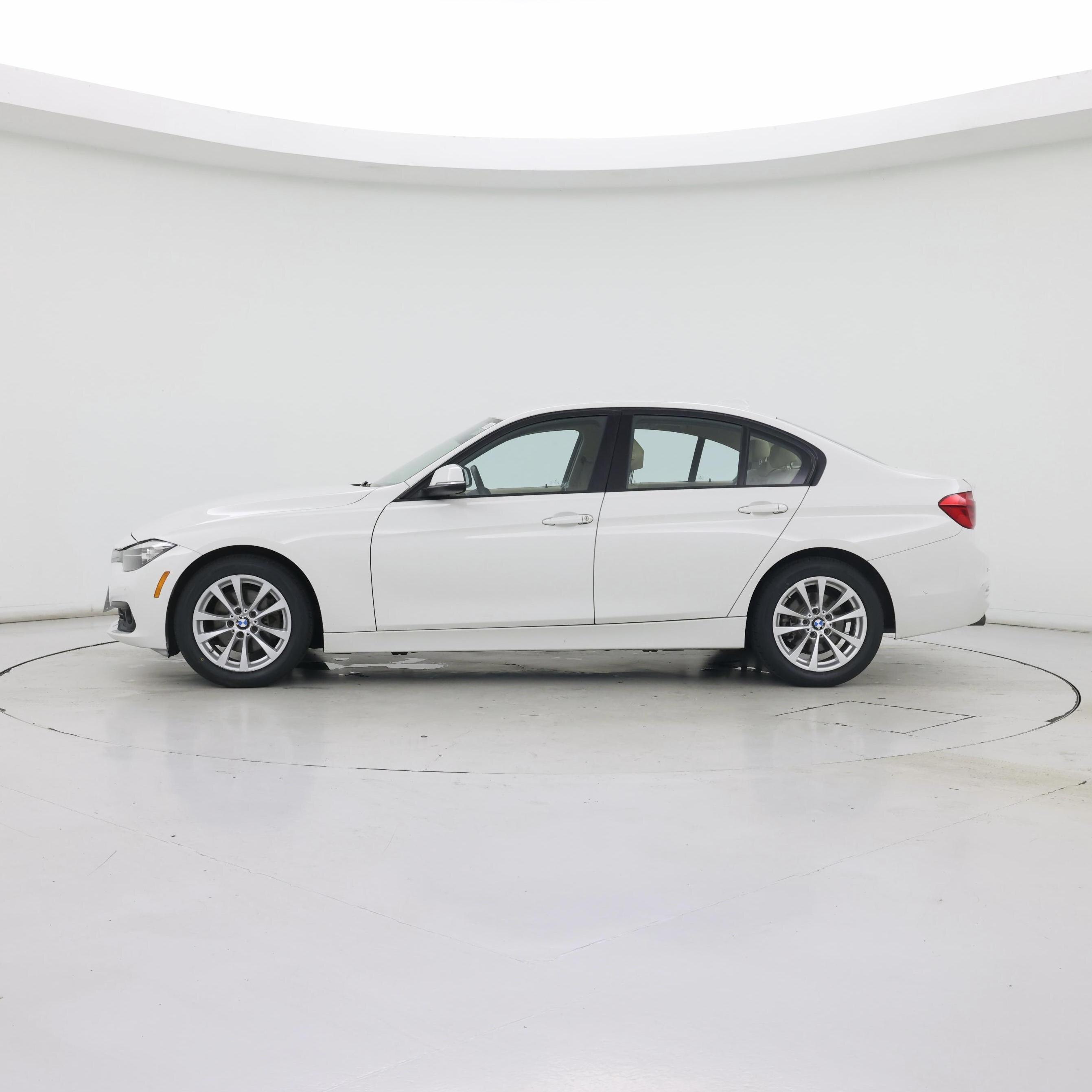 Thumbnail: 2016 BMW 3 Series - 3