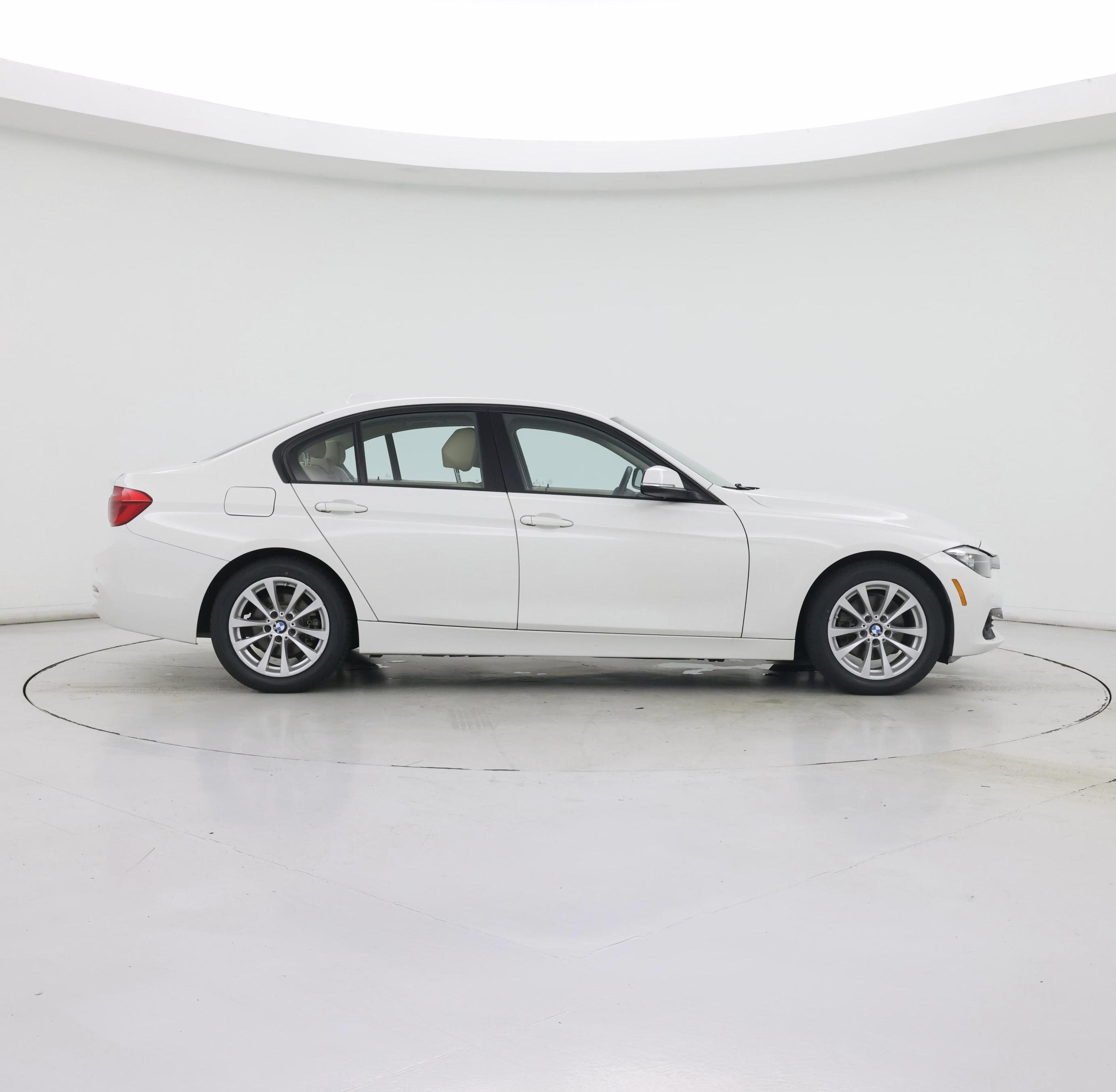 Thumbnail: 2016 BMW 3 Series - 7
