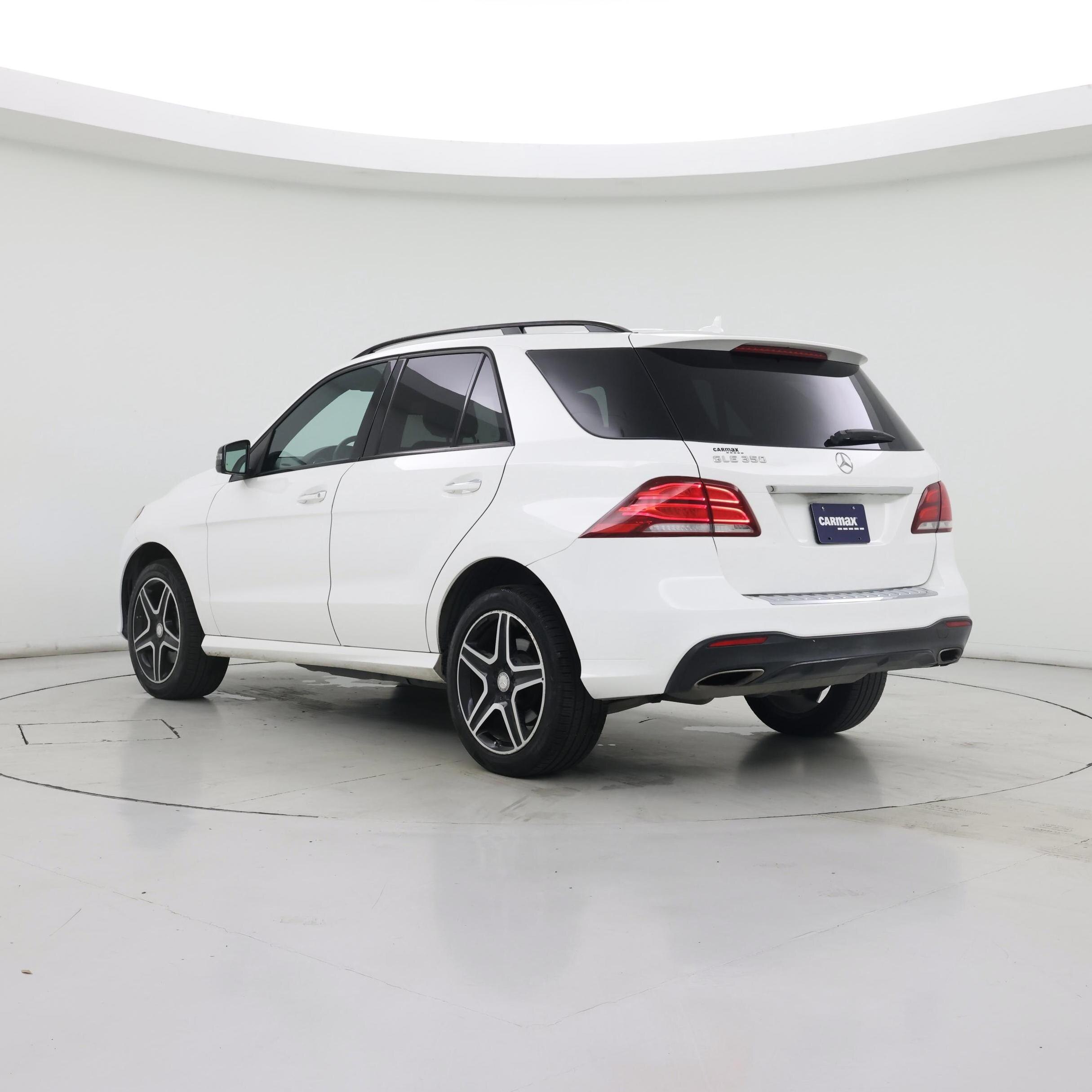 Thumbnail: 2016 Mercedes-Benz GLE - 2