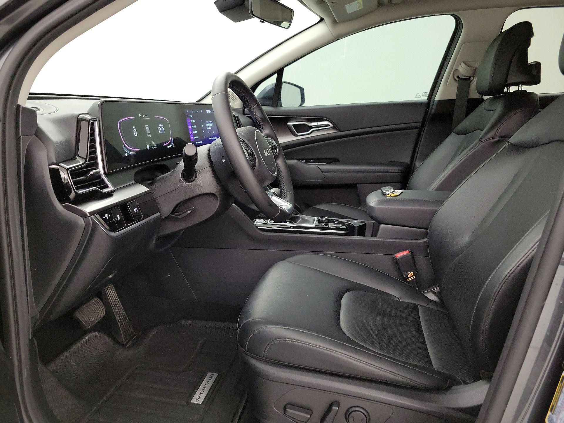 Thumbnail: 2023 Kia Sportage - 11