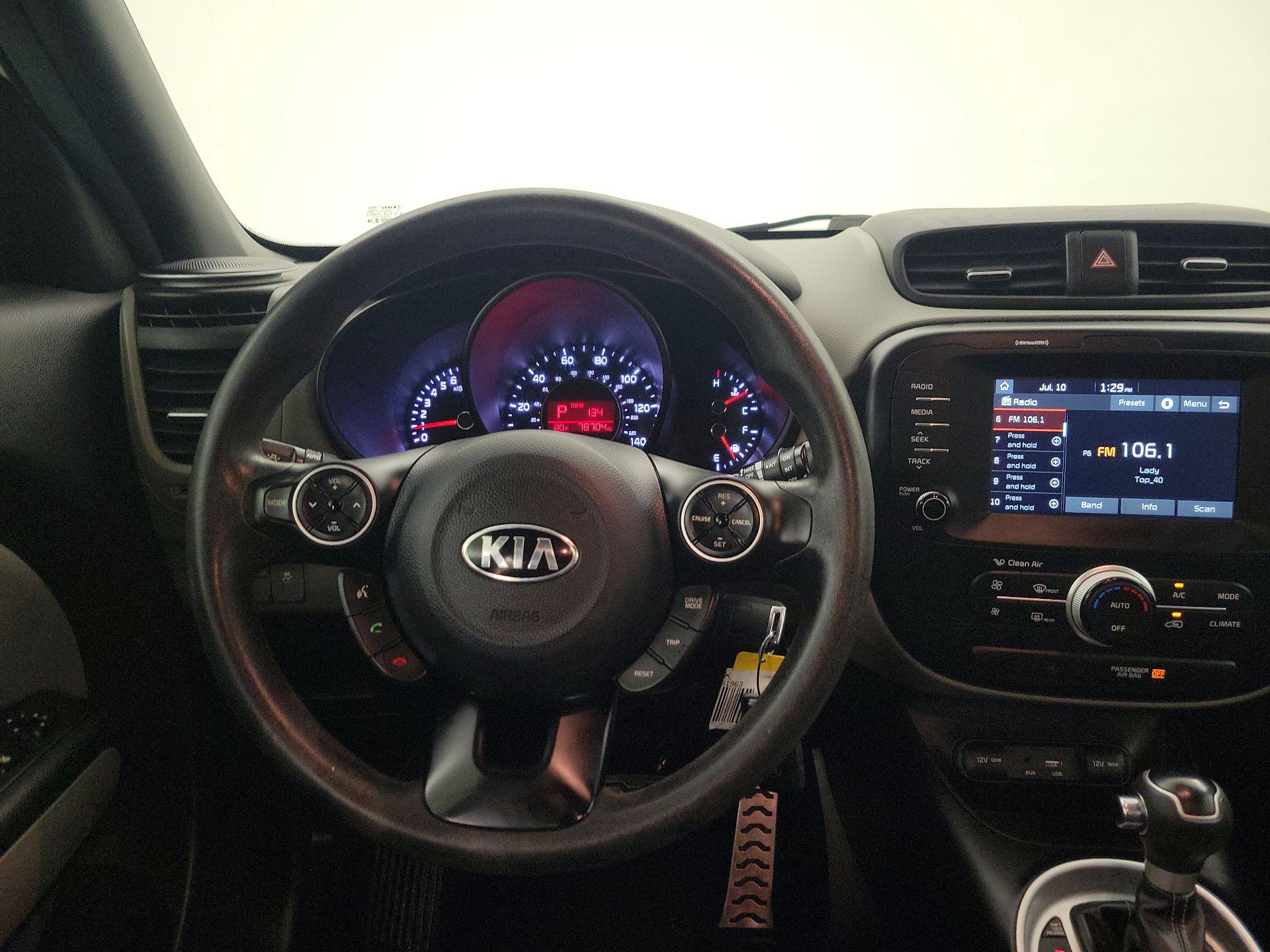 Thumbnail: 2018 Kia Soul - 10