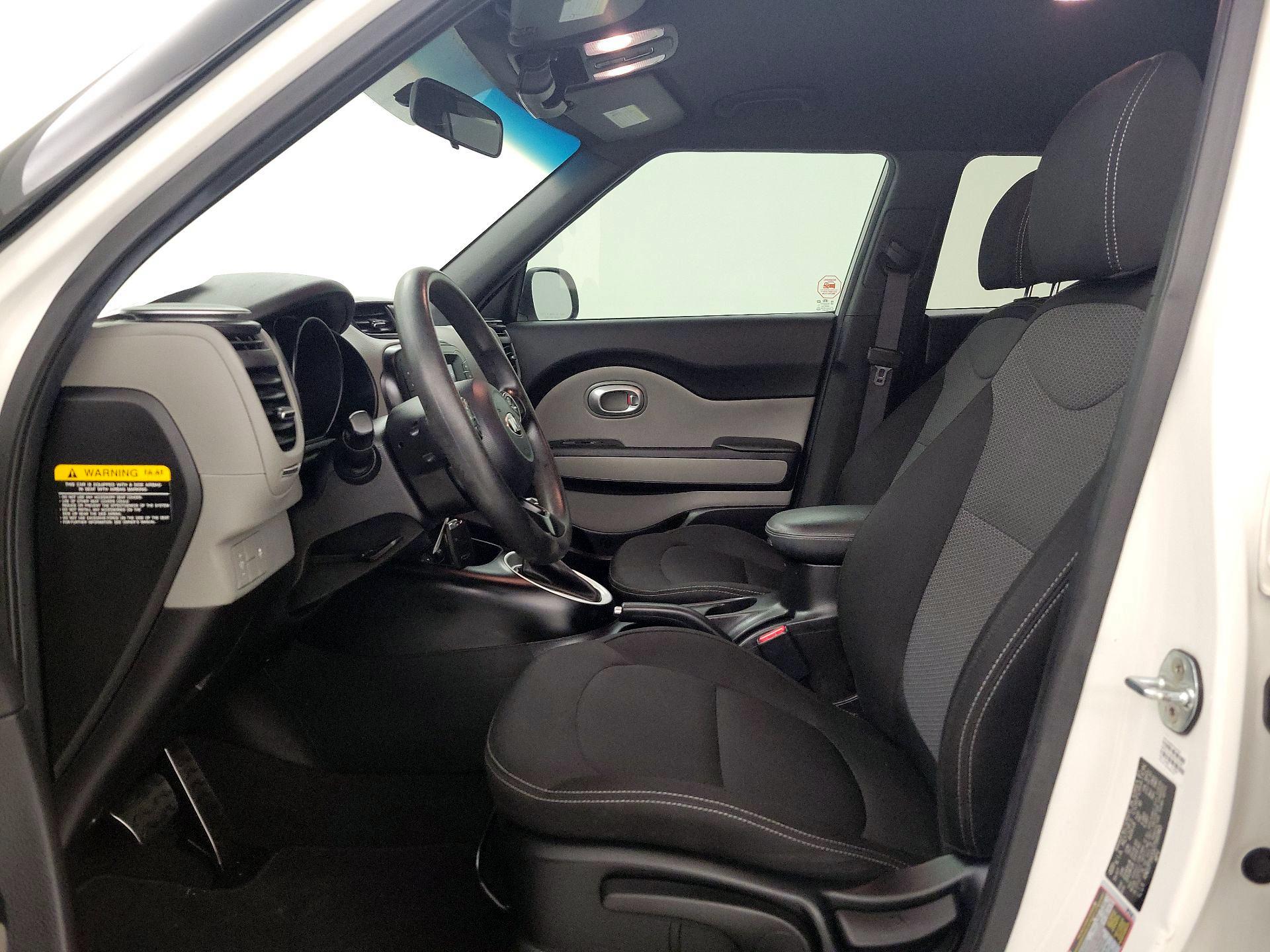 Thumbnail: 2018 Kia Soul - 11
