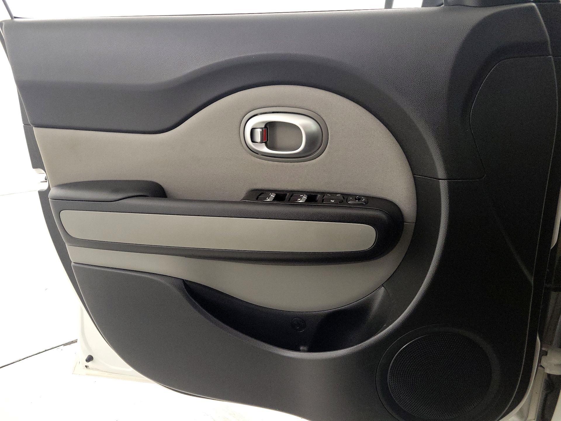 Thumbnail: 2018 Kia Soul - 12