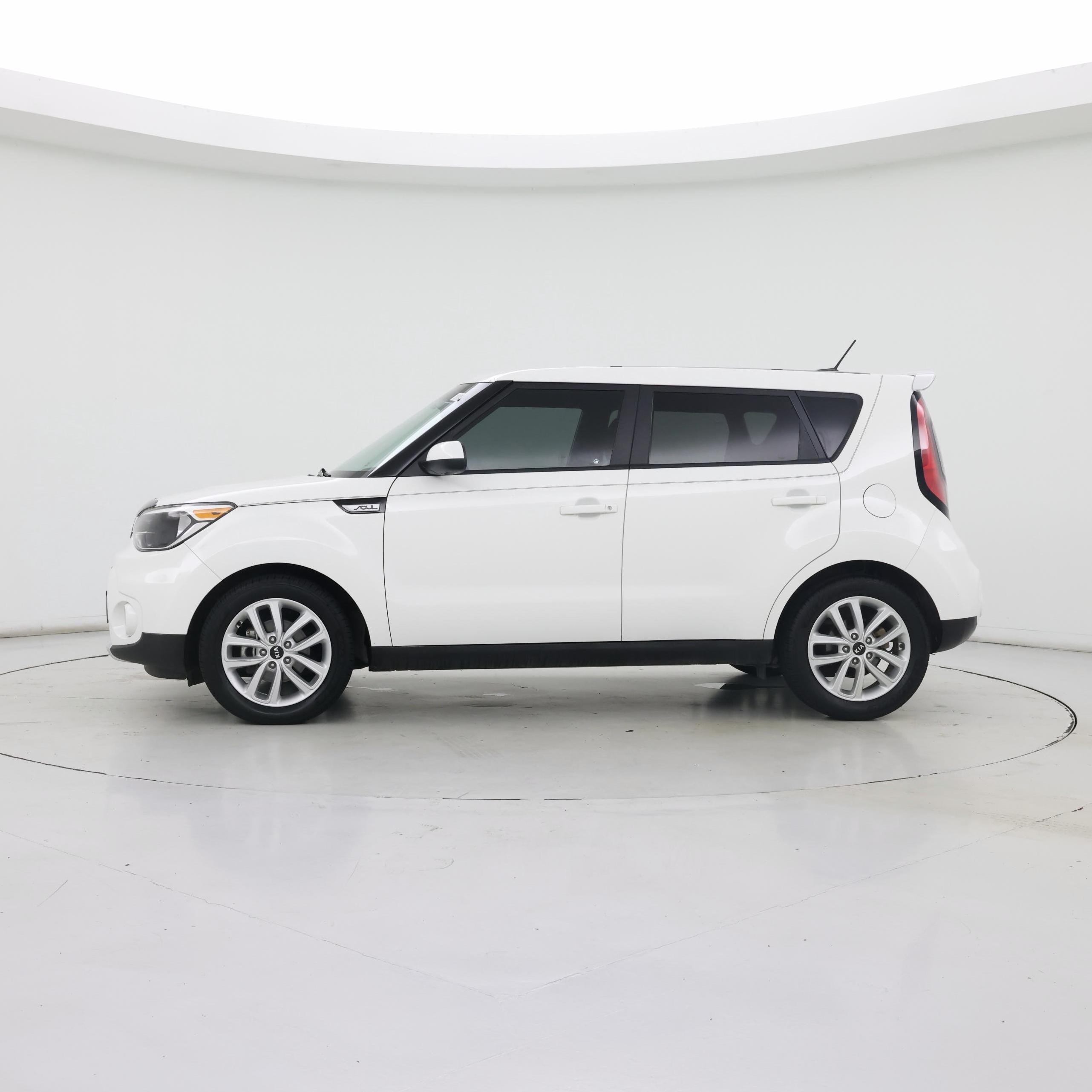 Thumbnail: 2018 Kia Soul - 3