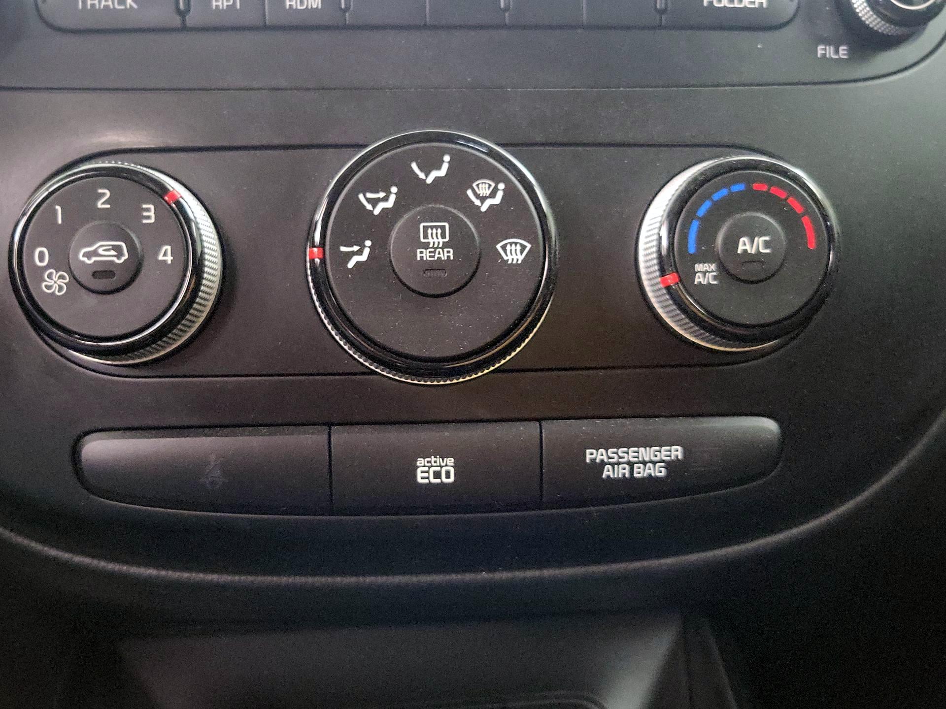 Thumbnail: 2014 Kia Soul - 15