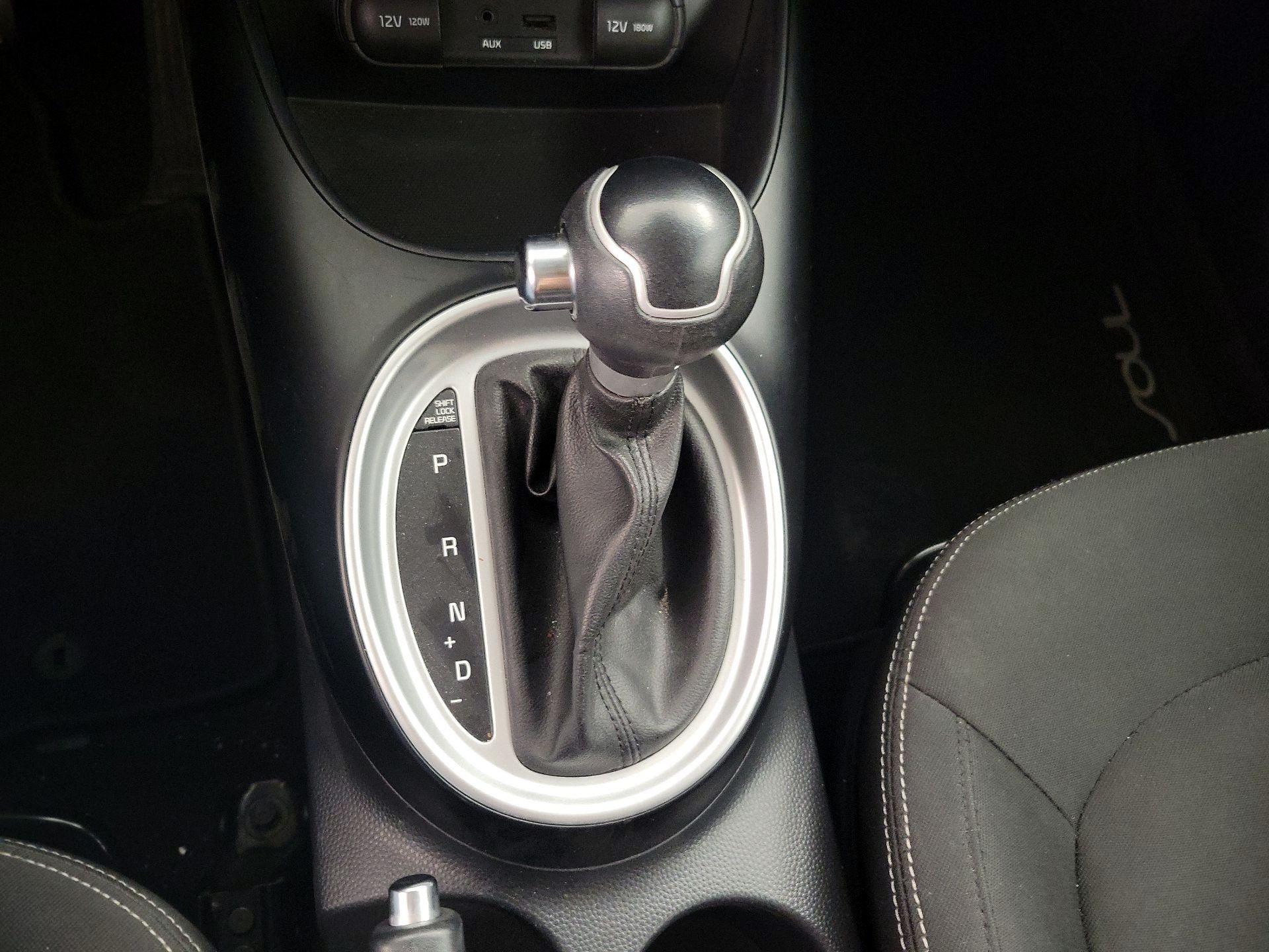 Thumbnail: 2014 Kia Soul - 16