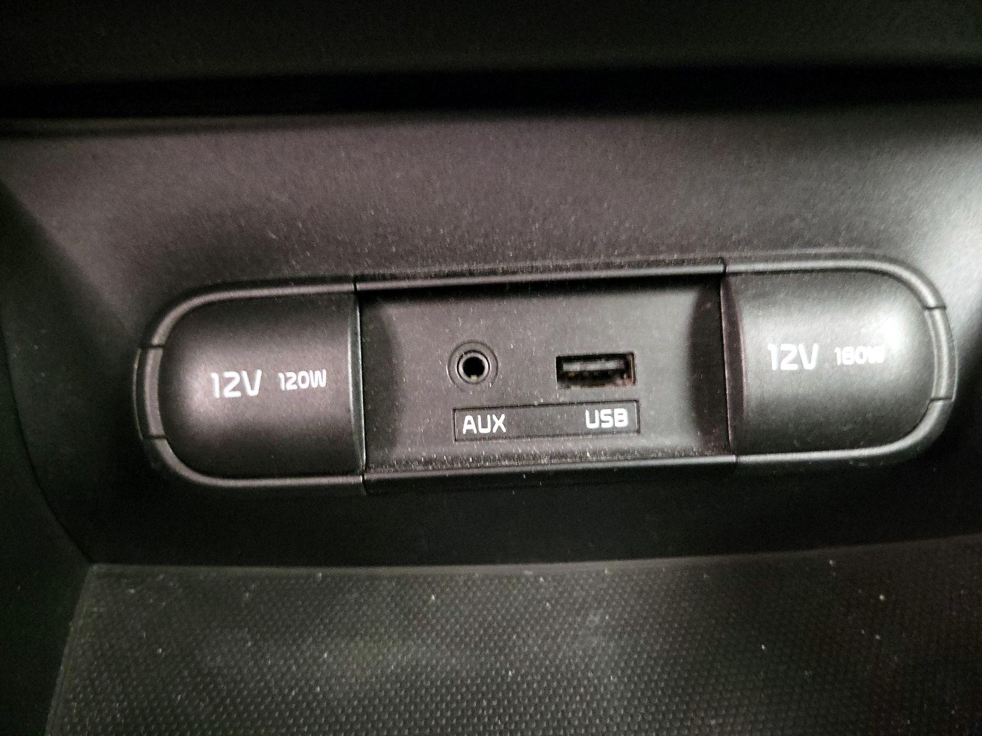 Thumbnail: 2014 Kia Soul - 17