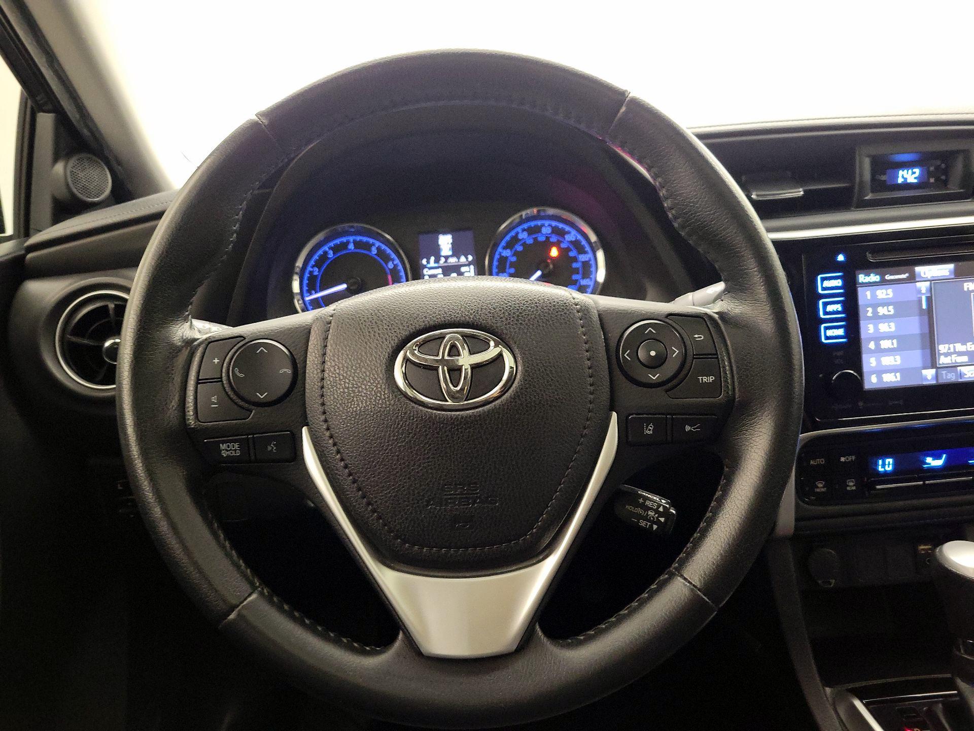 Thumbnail: 2019 Toyota Corolla - 10