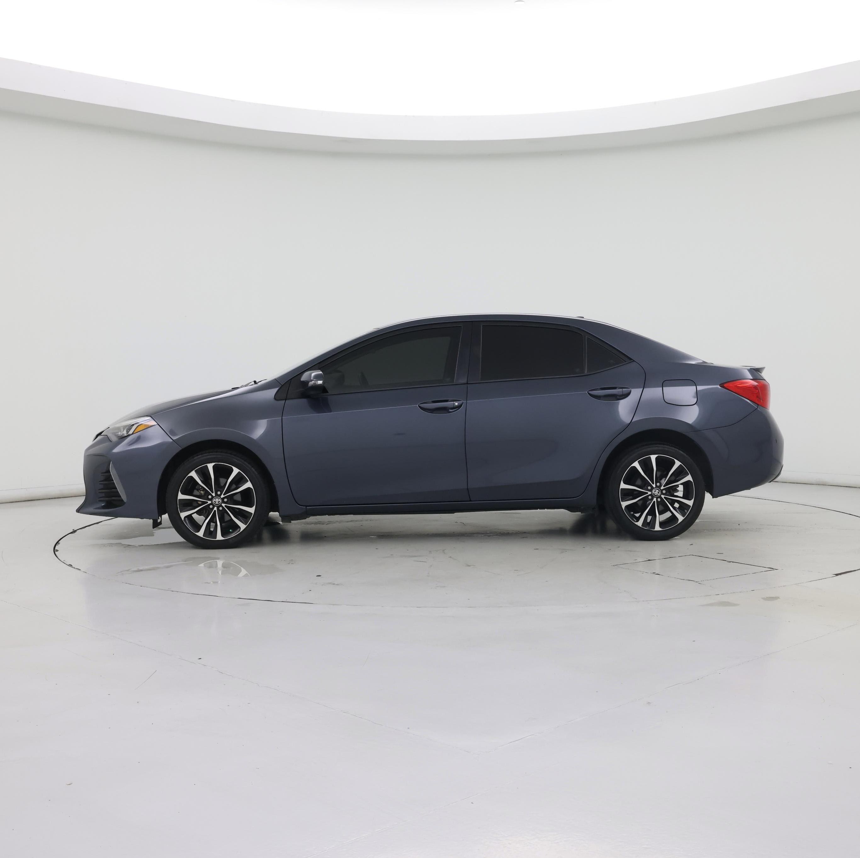 Thumbnail: 2019 Toyota Corolla - 3