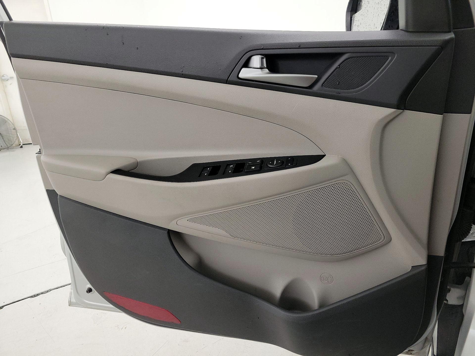 Thumbnail: 2018 Hyundai Tucson - 12