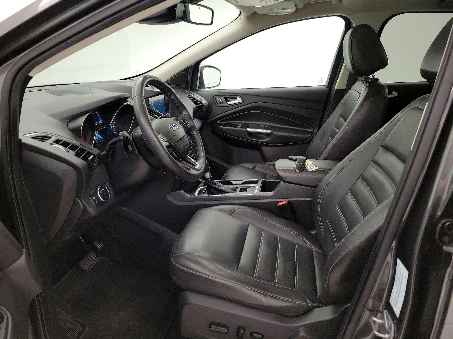 Thumbnail: 2017 Ford Escape - 11